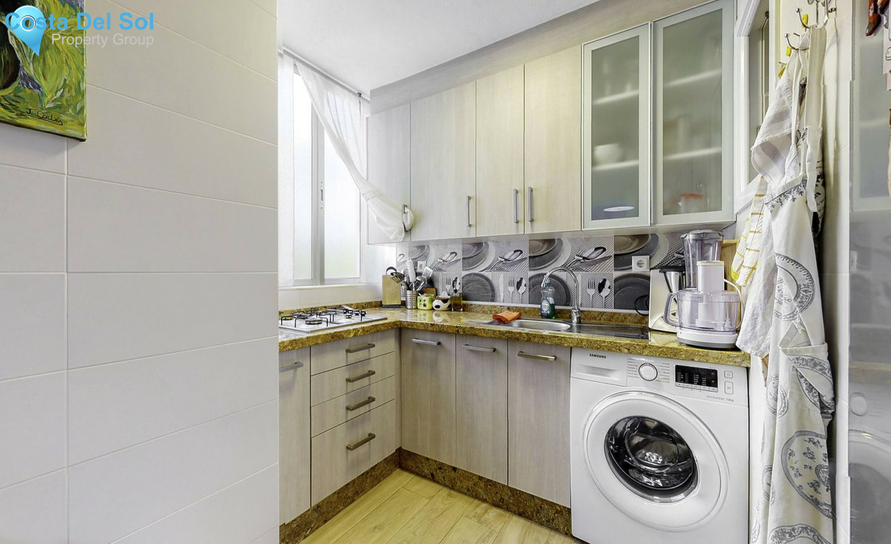 Middle Floor Apartment in Marbella-1244818