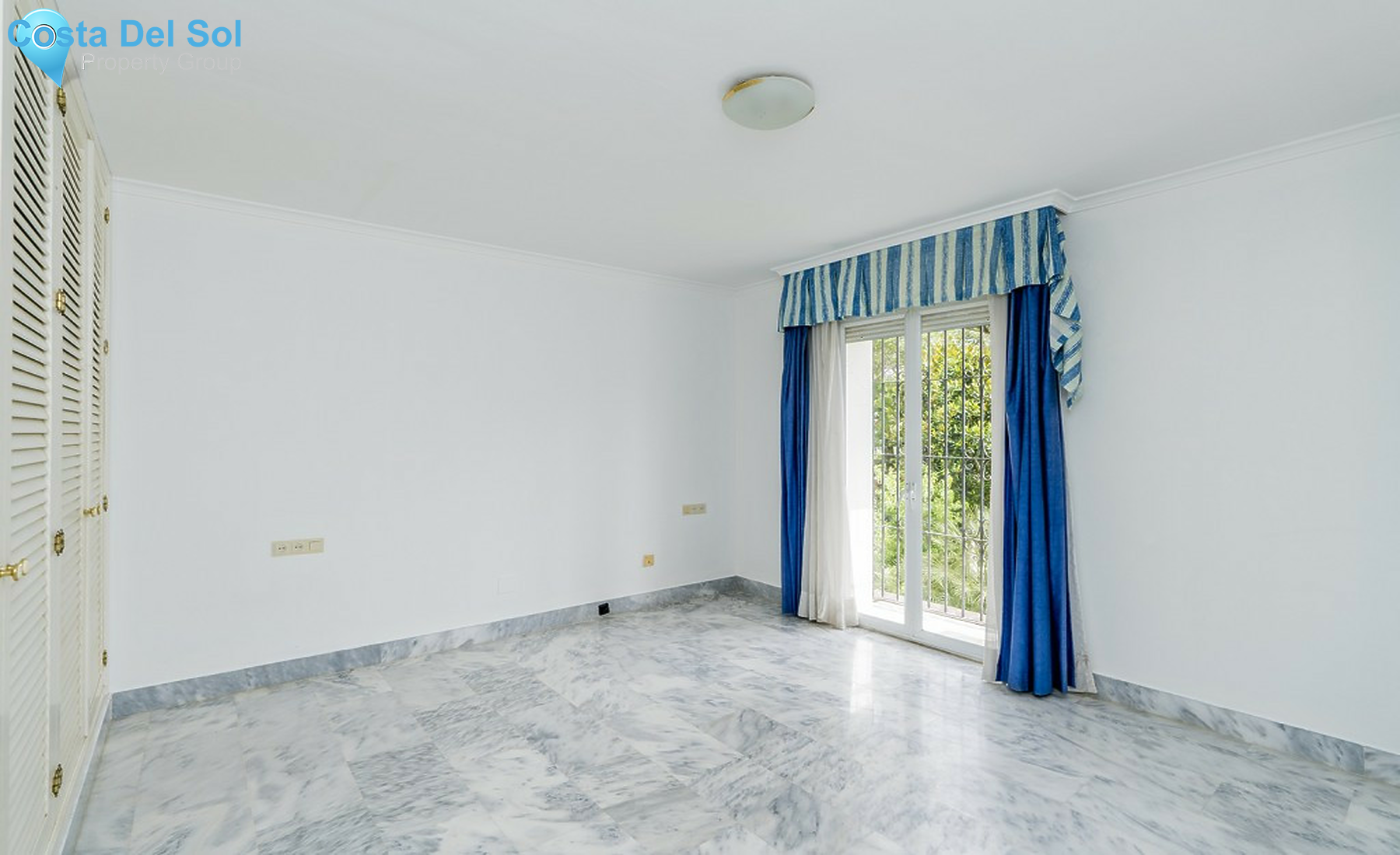 Middle Floor Apartment in Marbella-1252639