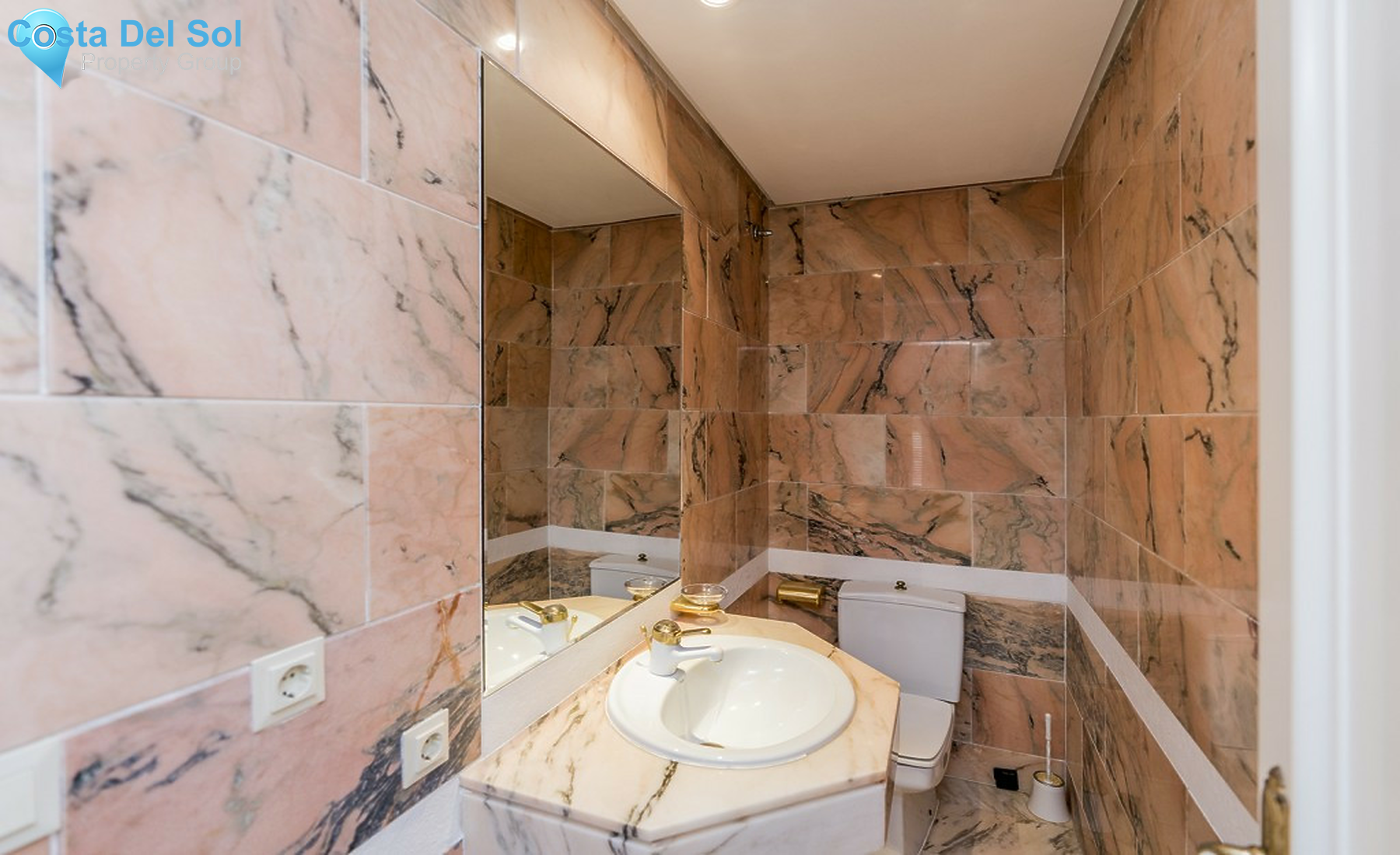 Middle Floor Apartment in Marbella-1252640