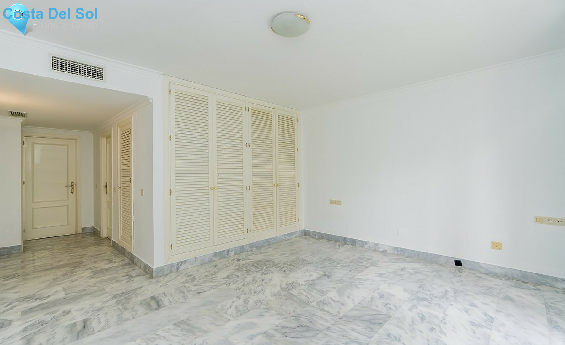 Middle Floor Apartment in Marbella-1252633