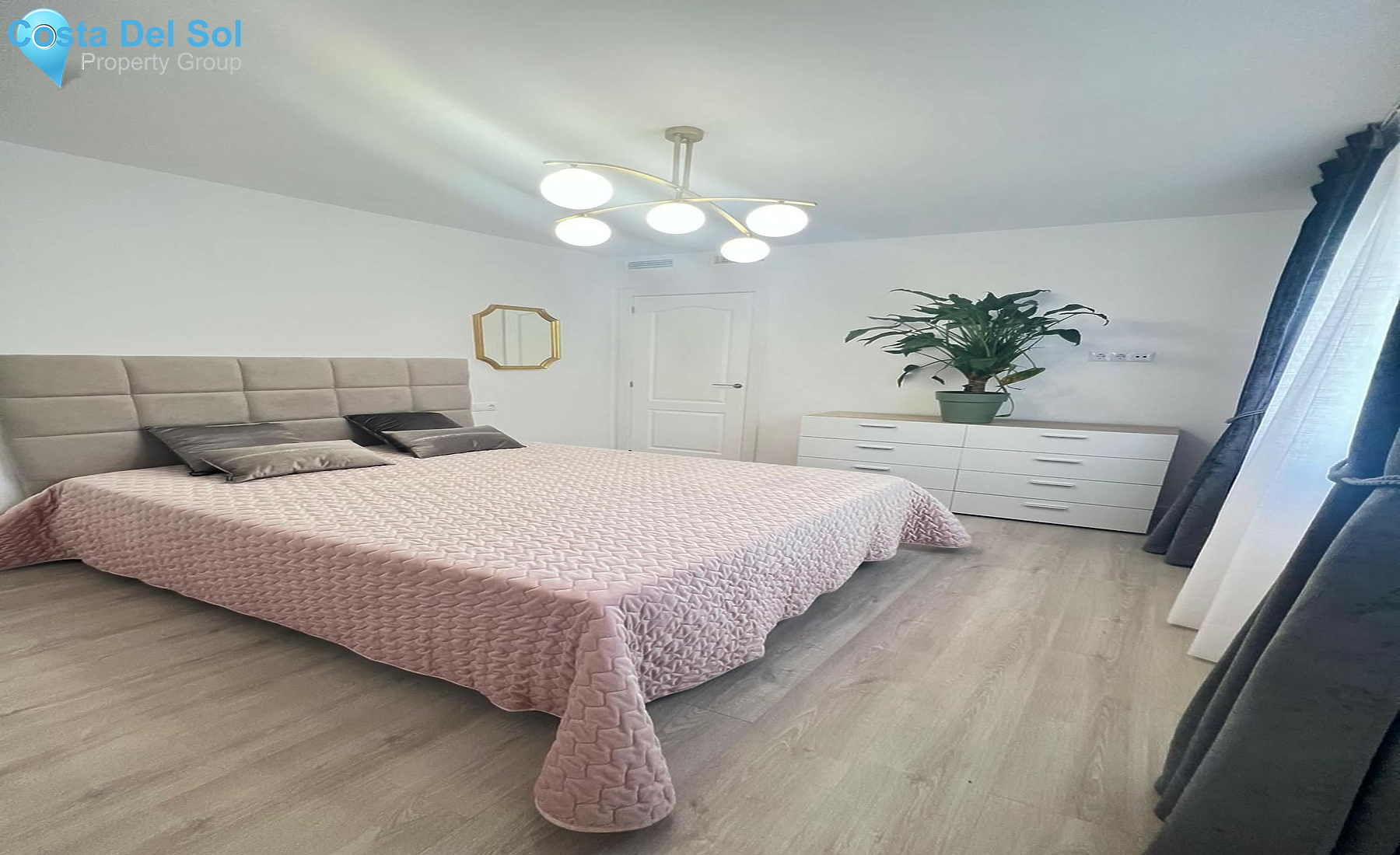 Middle Floor Apartment in Marbella-1253527