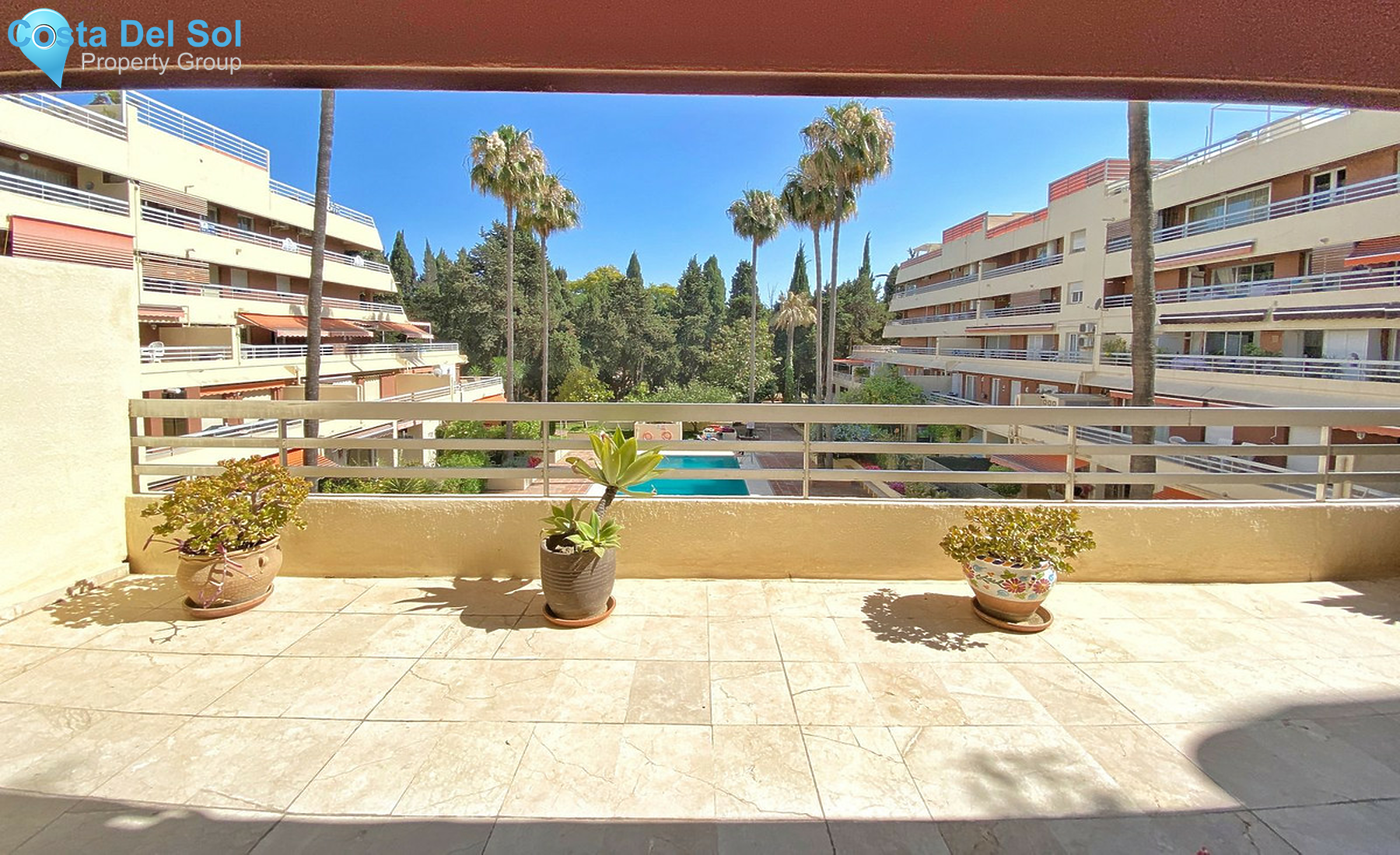 Middle Floor Apartment in Marbella-1258971