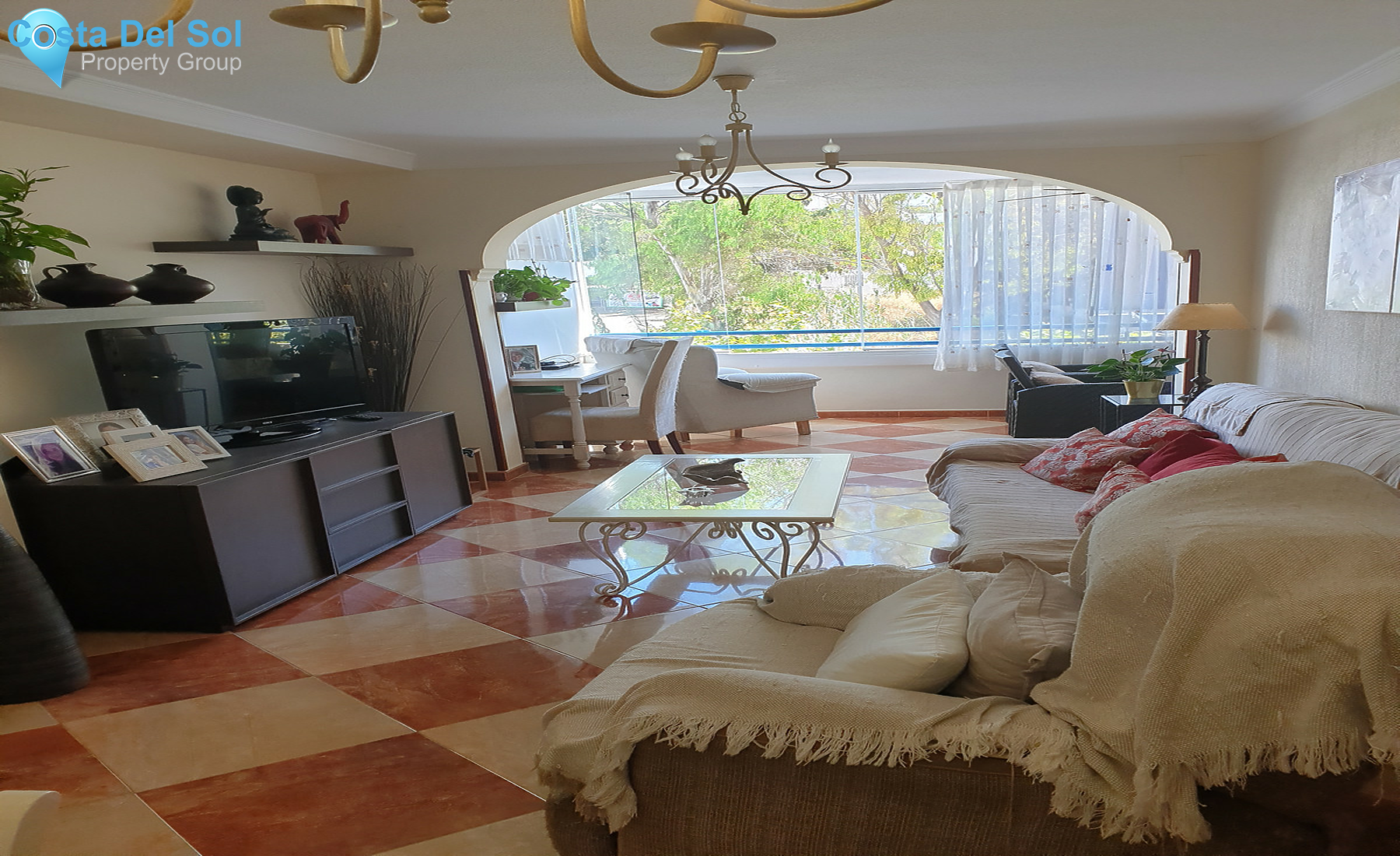 Middle Floor Apartment in Marbella-1265536