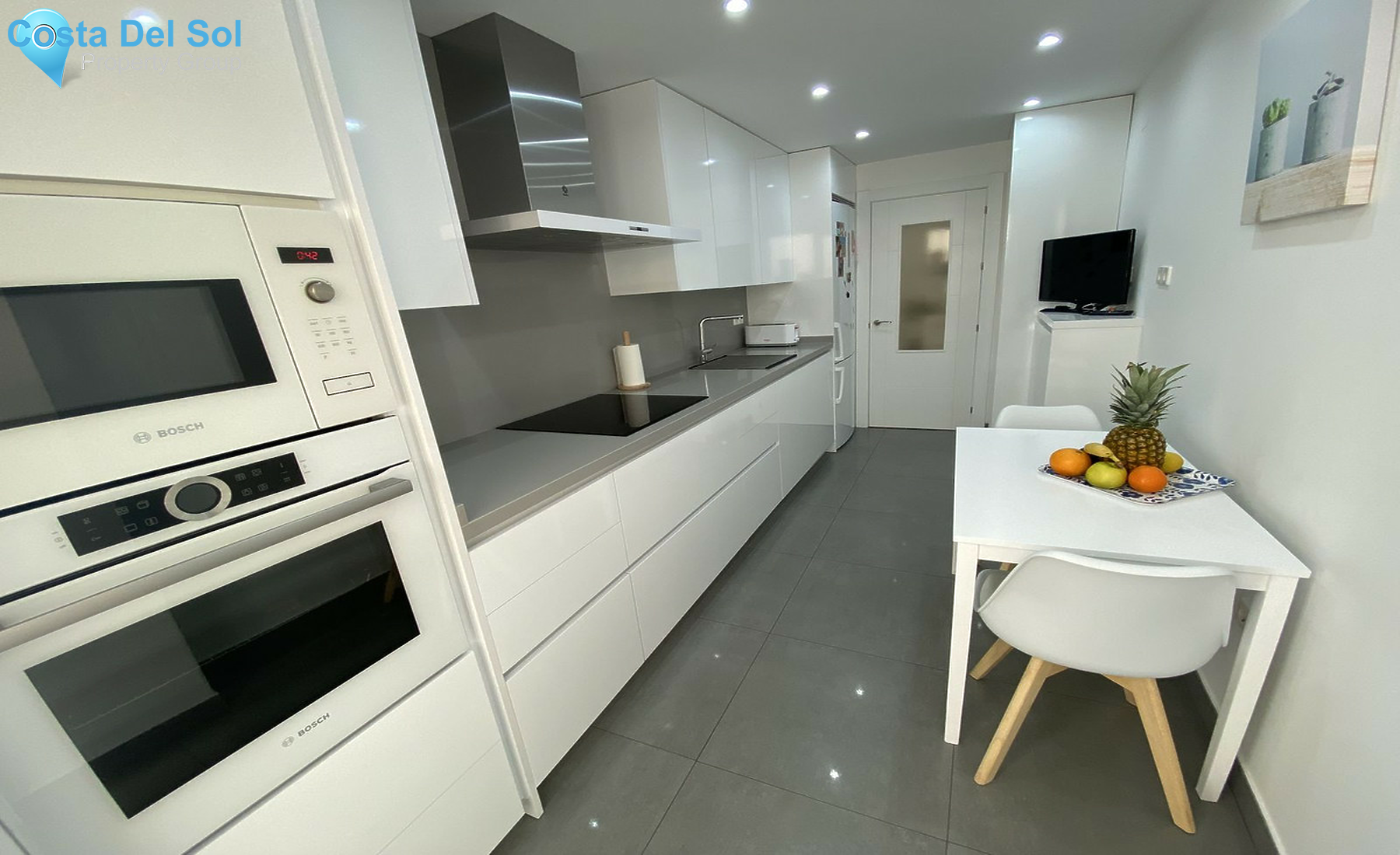 Middle Floor Apartment in Marbella-1277531