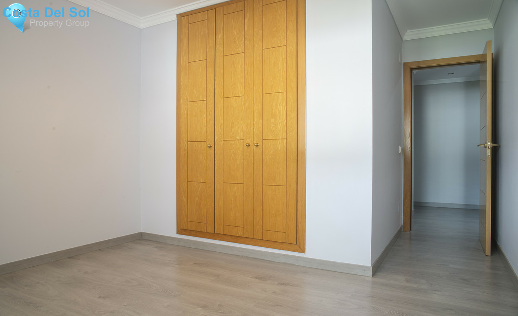 Middle Floor Apartment in Marbella-1303881