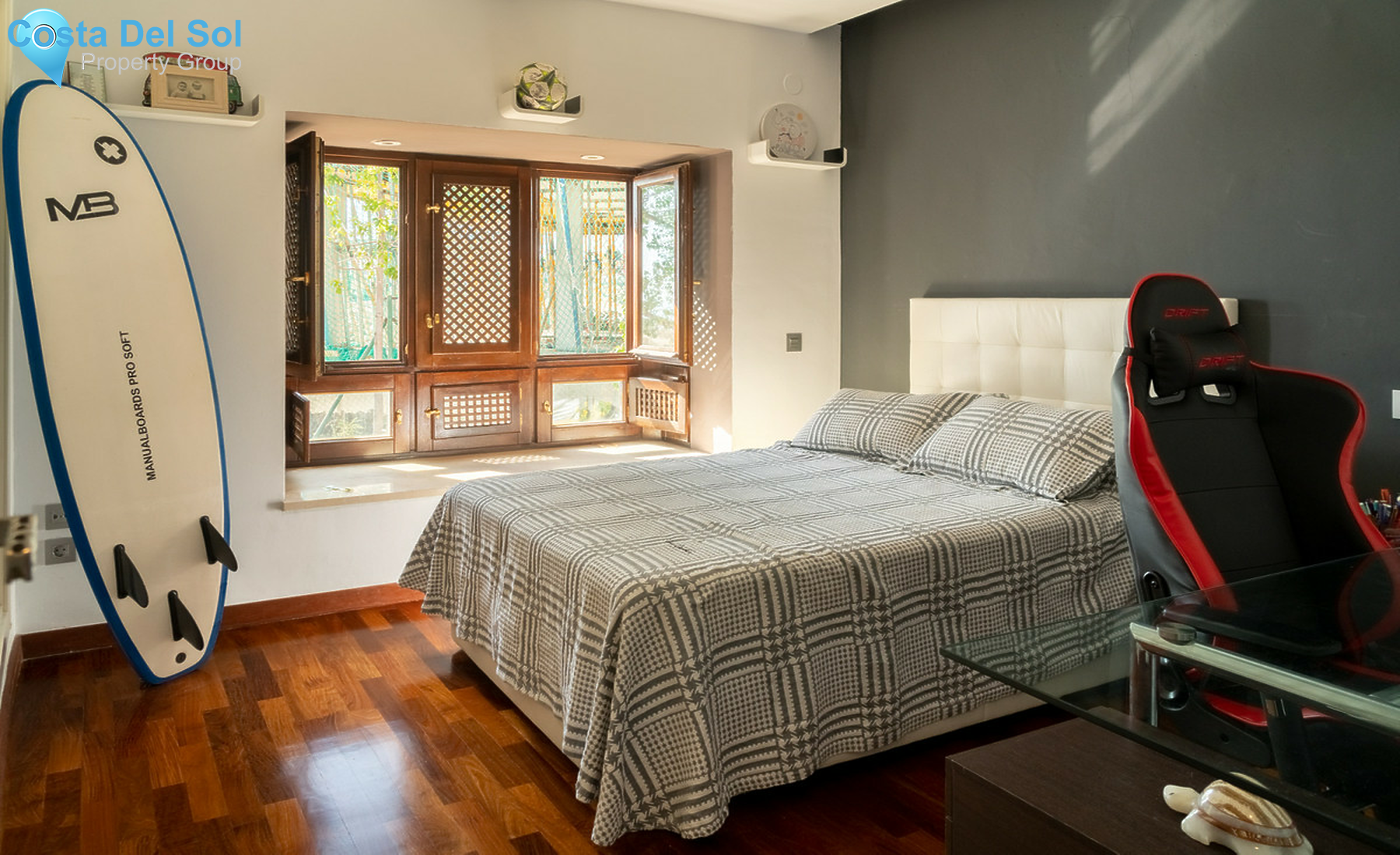 Middle Floor Apartment in Marbella-1325609