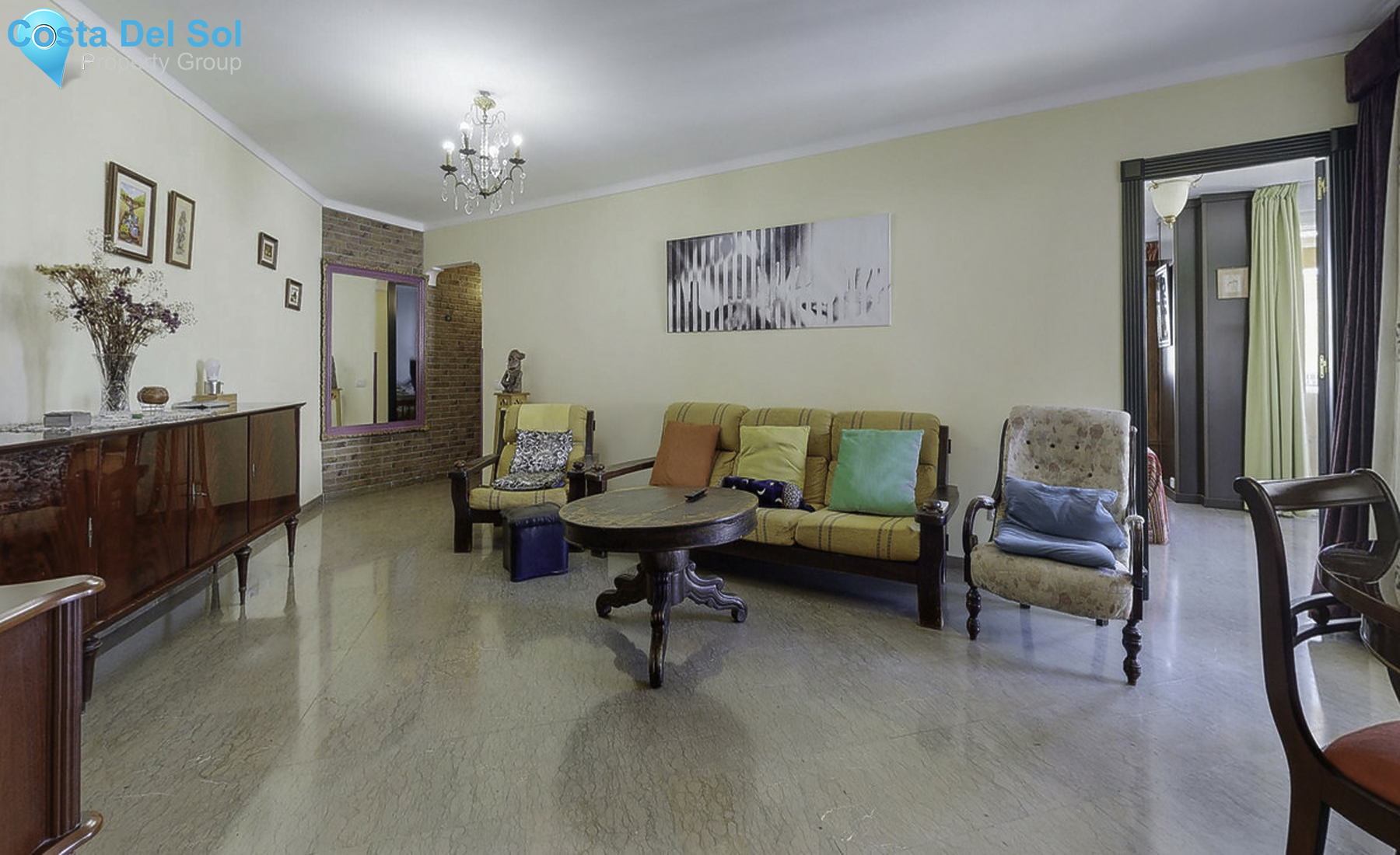 Middle Floor Apartment in Marbella-1327319