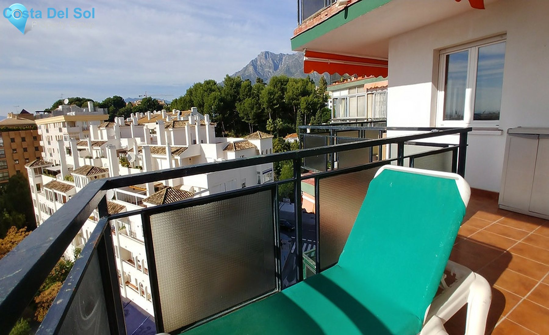Middle Floor Apartment in Marbella-1366760