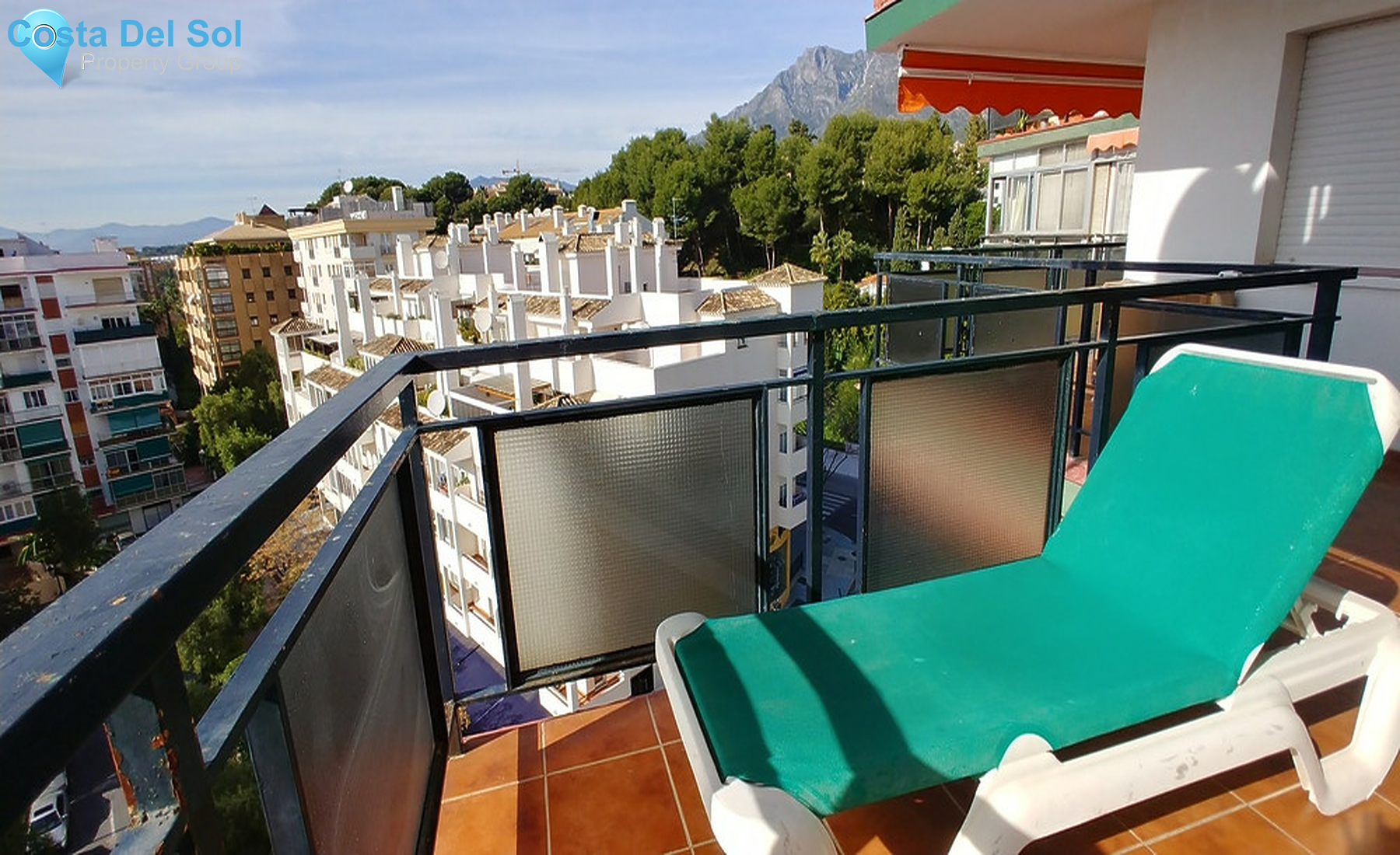 Middle Floor Apartment in Marbella-1366751