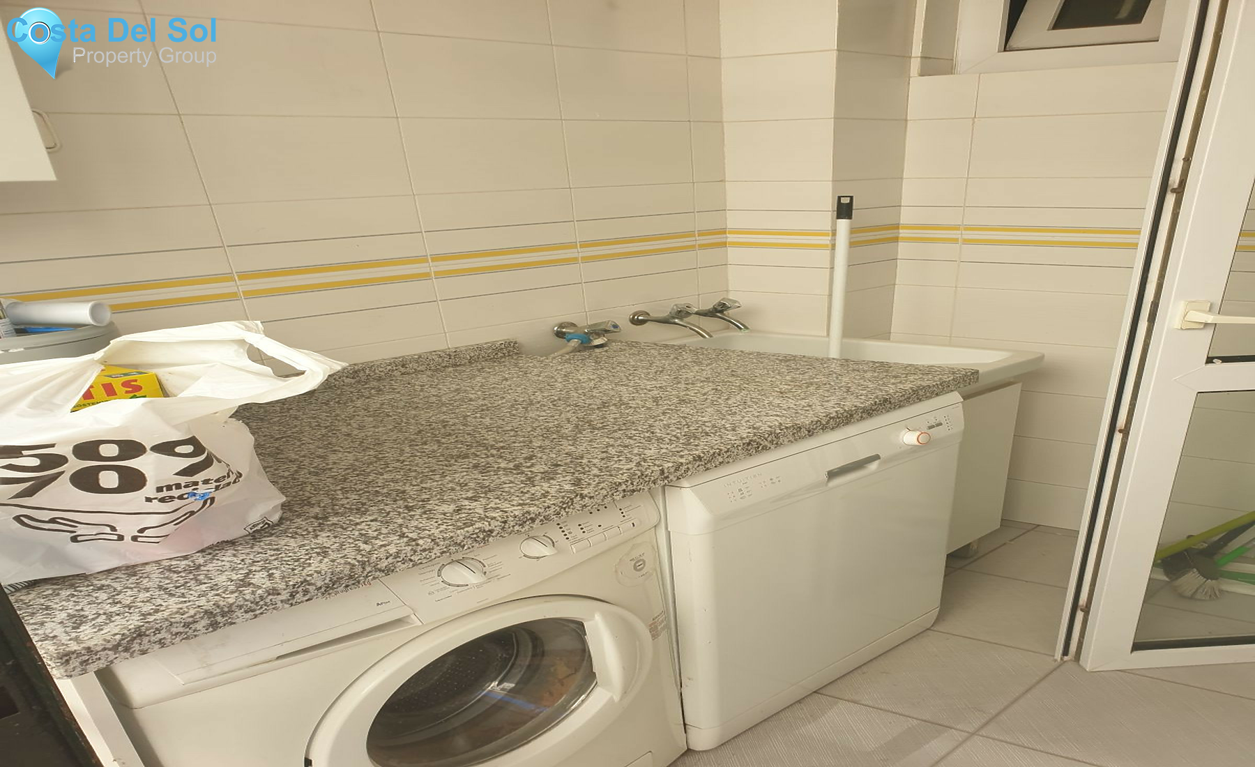 Middle Floor Apartment in Marbella-1367671