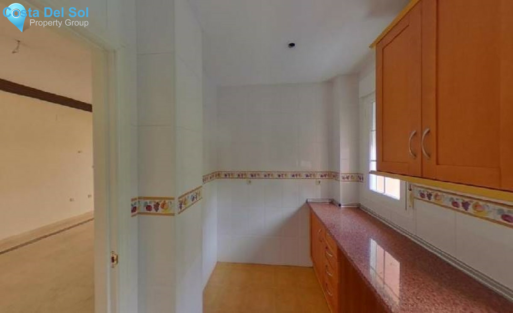 Middle Floor Apartment in Marbella-1407177