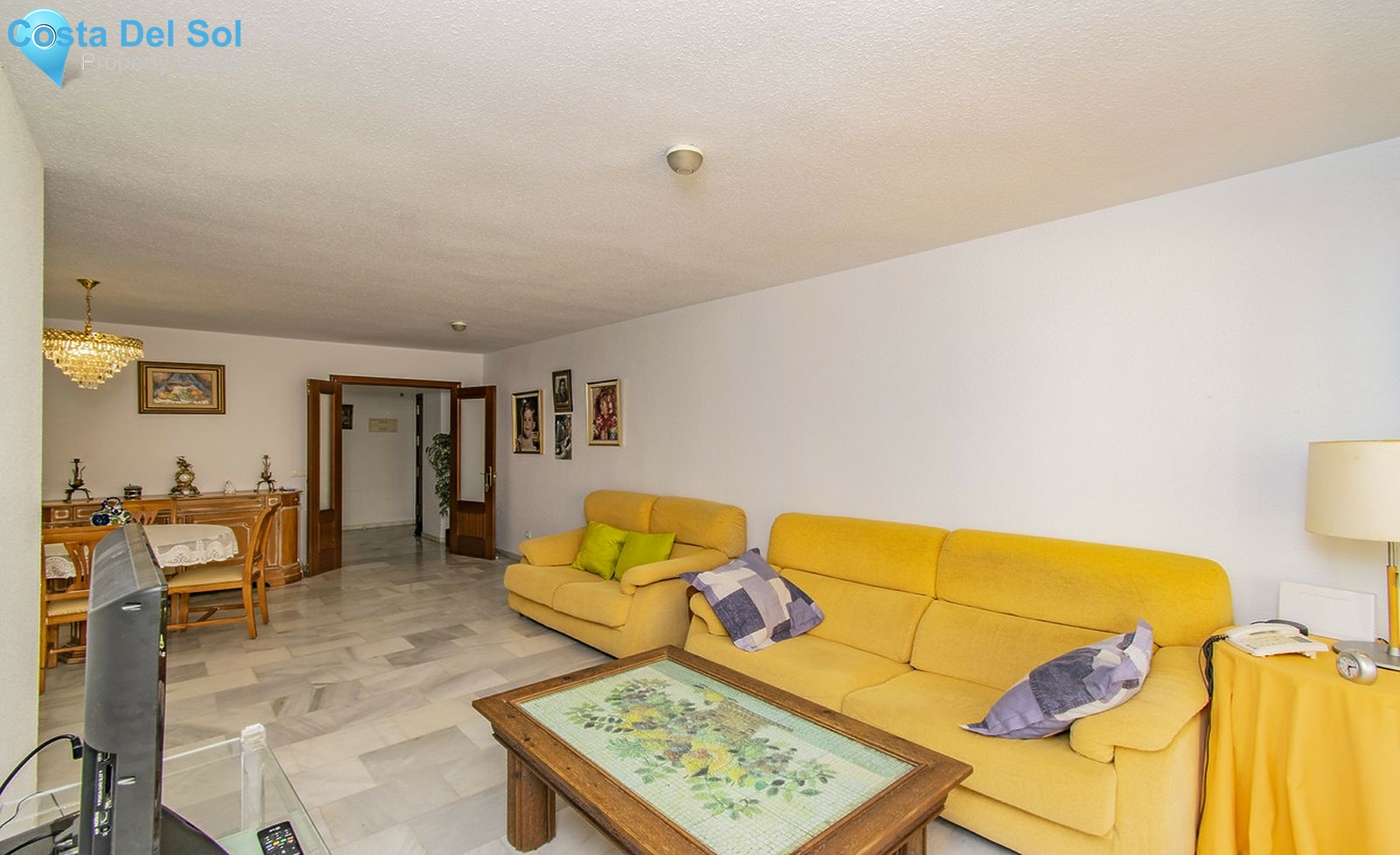 Middle Floor Apartment in Marbella-1408161