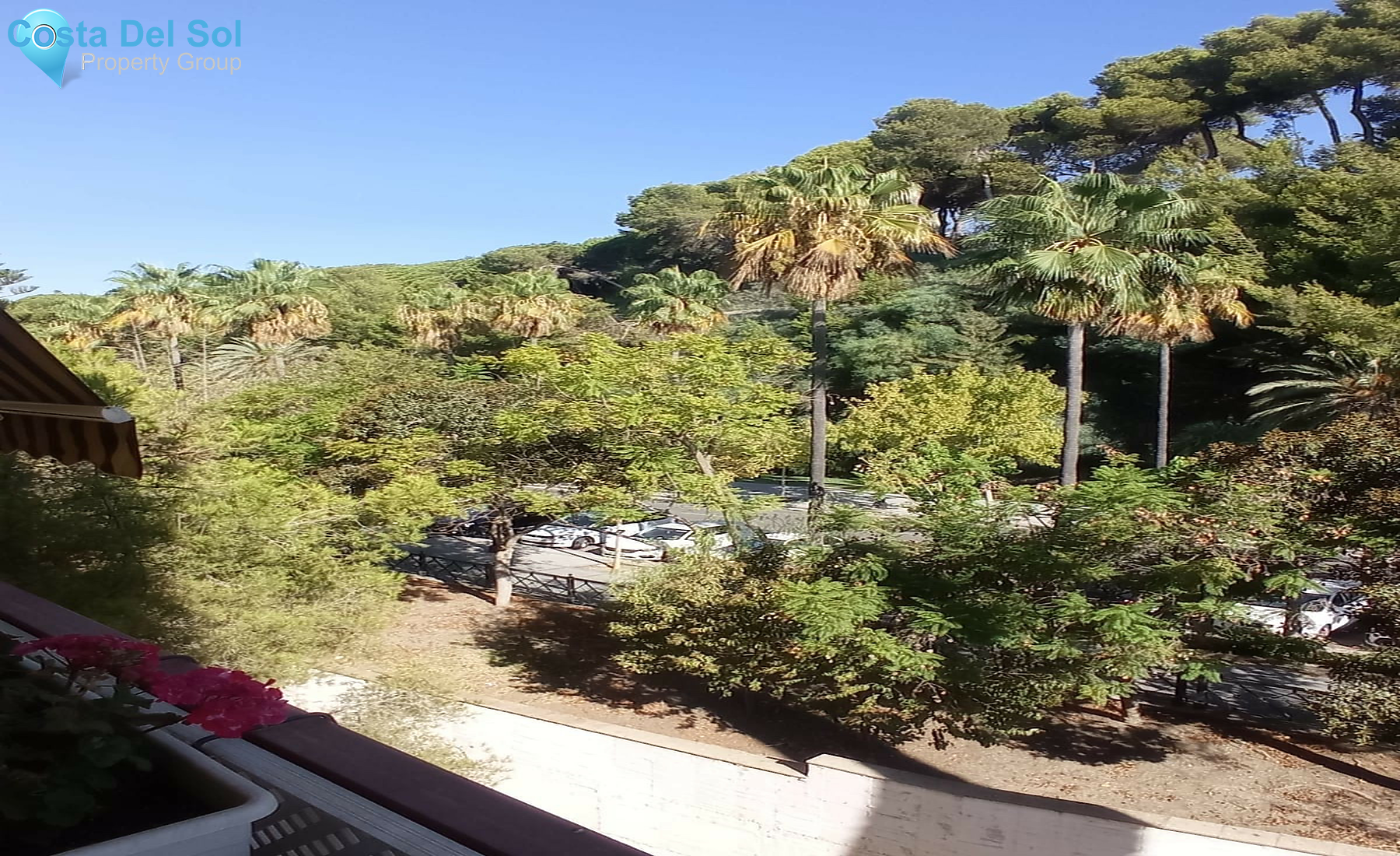 Middle Floor Apartment in Marbella-1411058