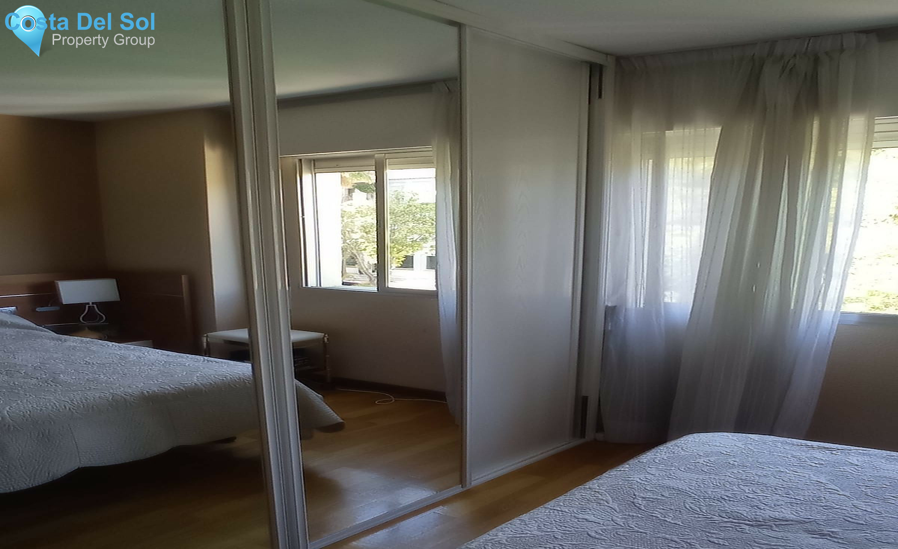 Middle Floor Apartment in Marbella-1411049