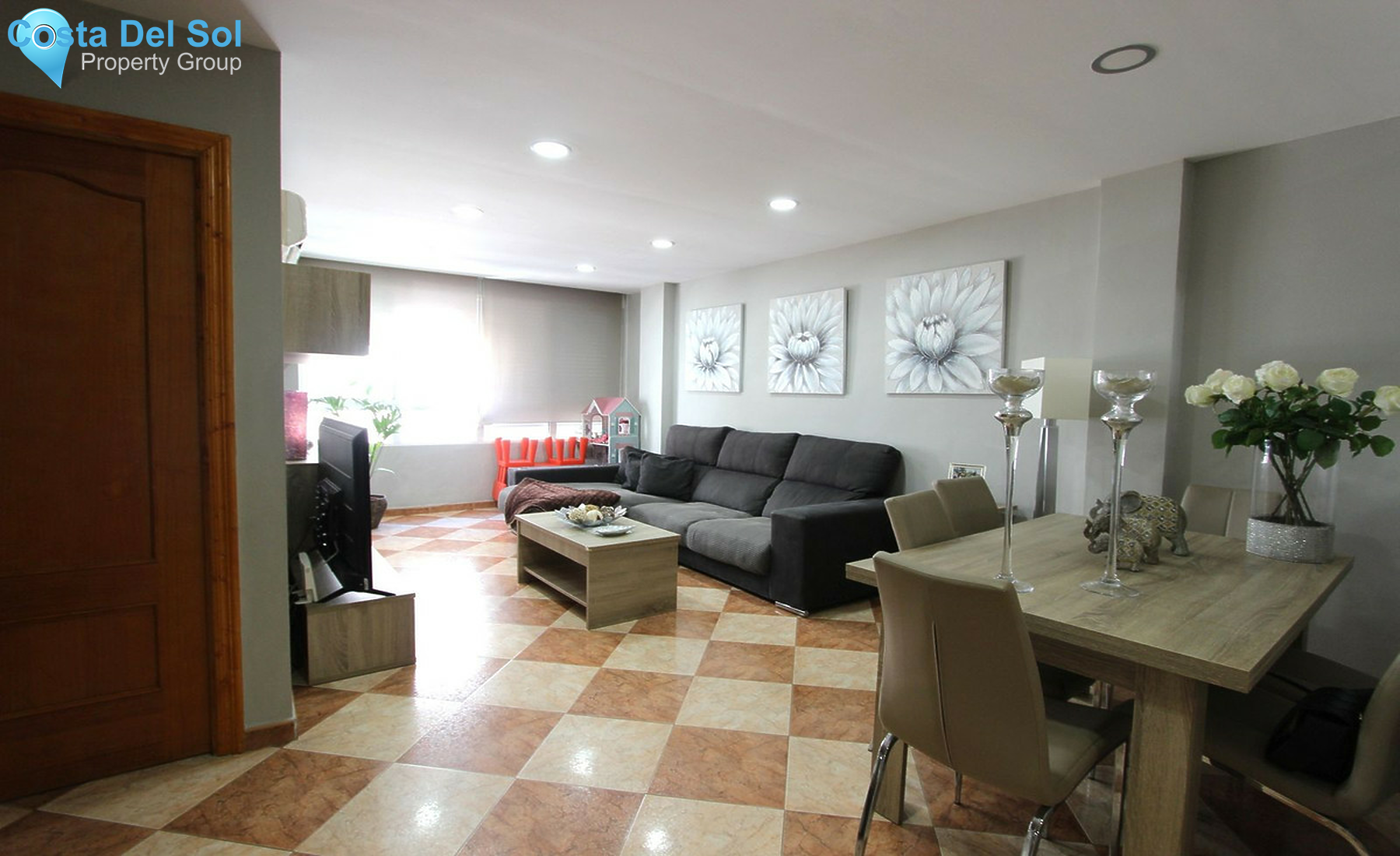 Middle Floor Apartment in Marbella-1415157