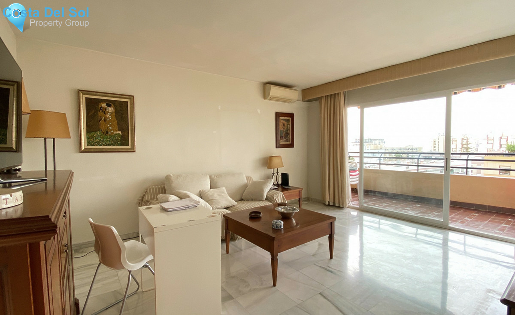 Middle Floor Apartment in Marbella-1434511