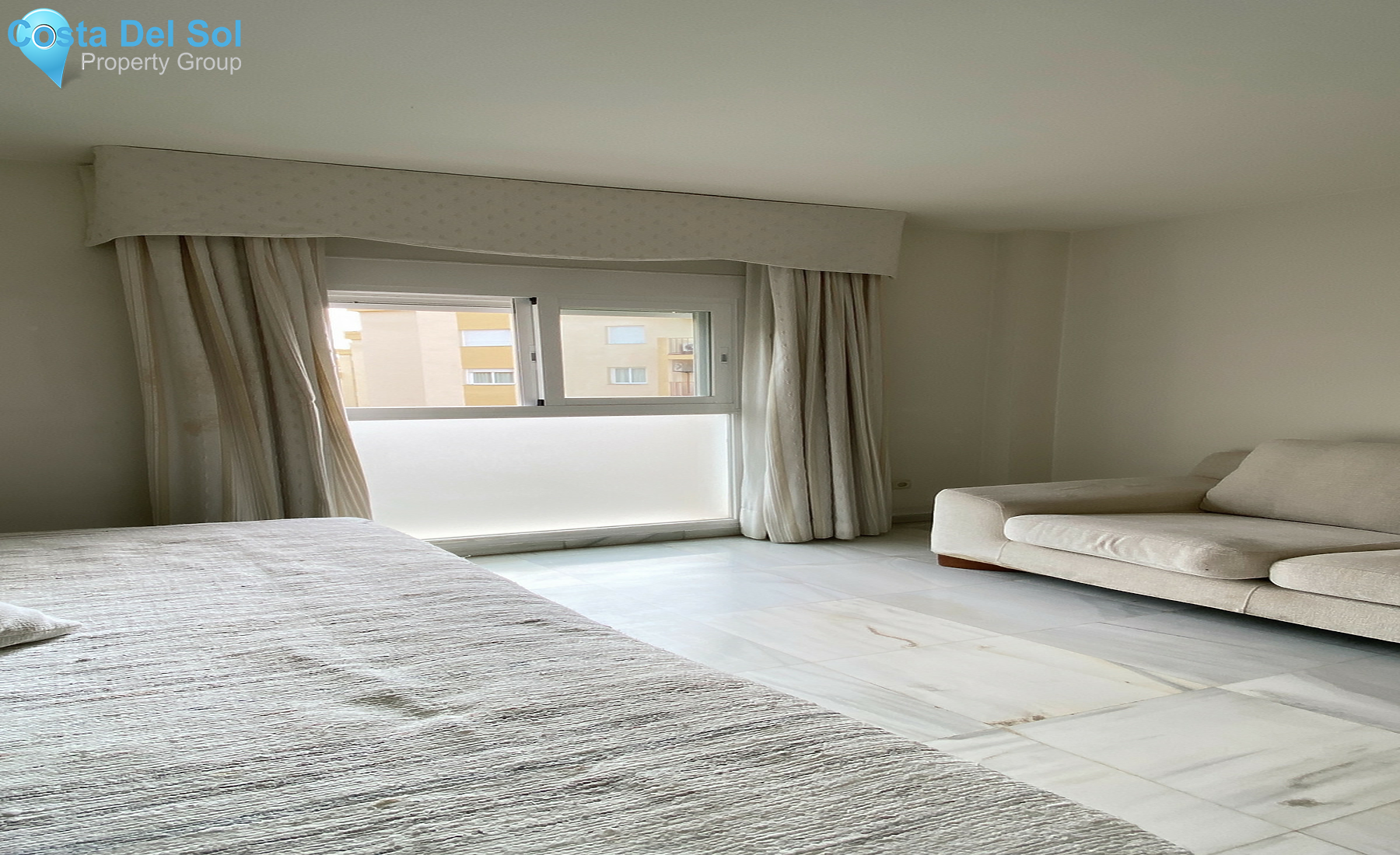 Middle Floor Apartment in Marbella-1434515