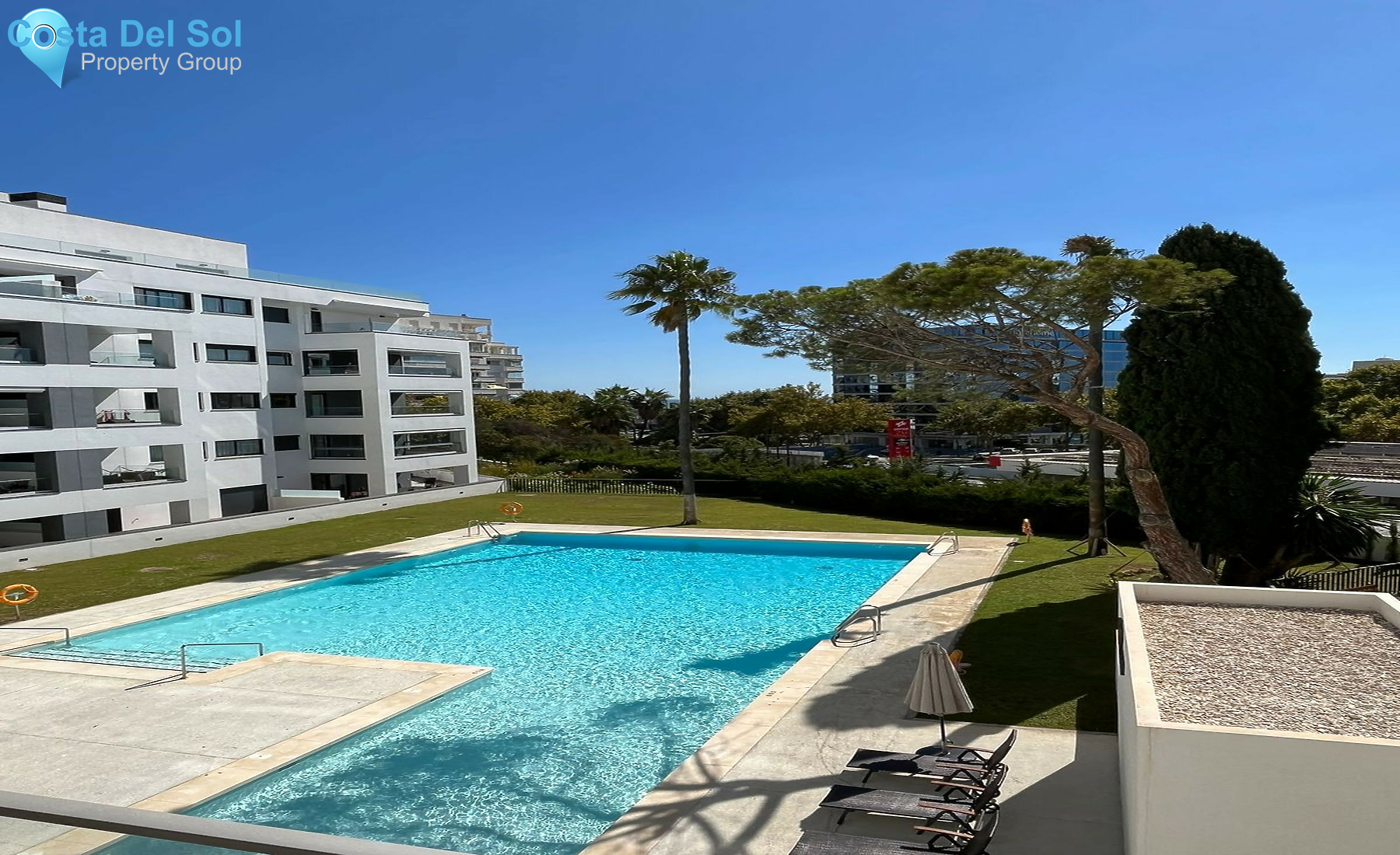 Middle Floor Apartment in Marbella-1437874
