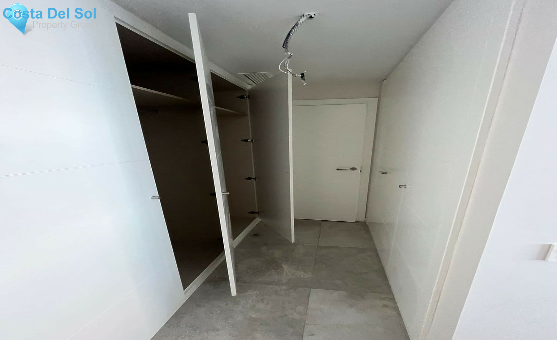 Middle Floor Apartment in Marbella-1437886