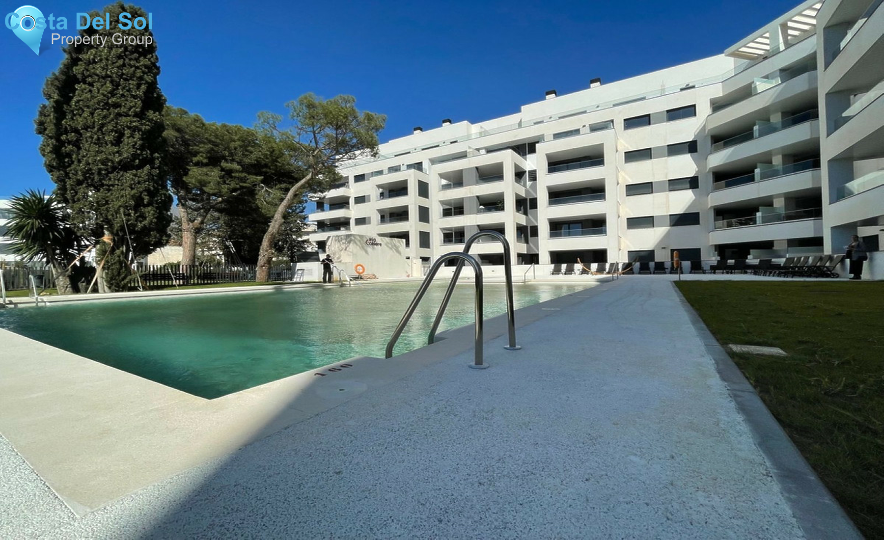 Middle Floor Apartment in Marbella-1437876