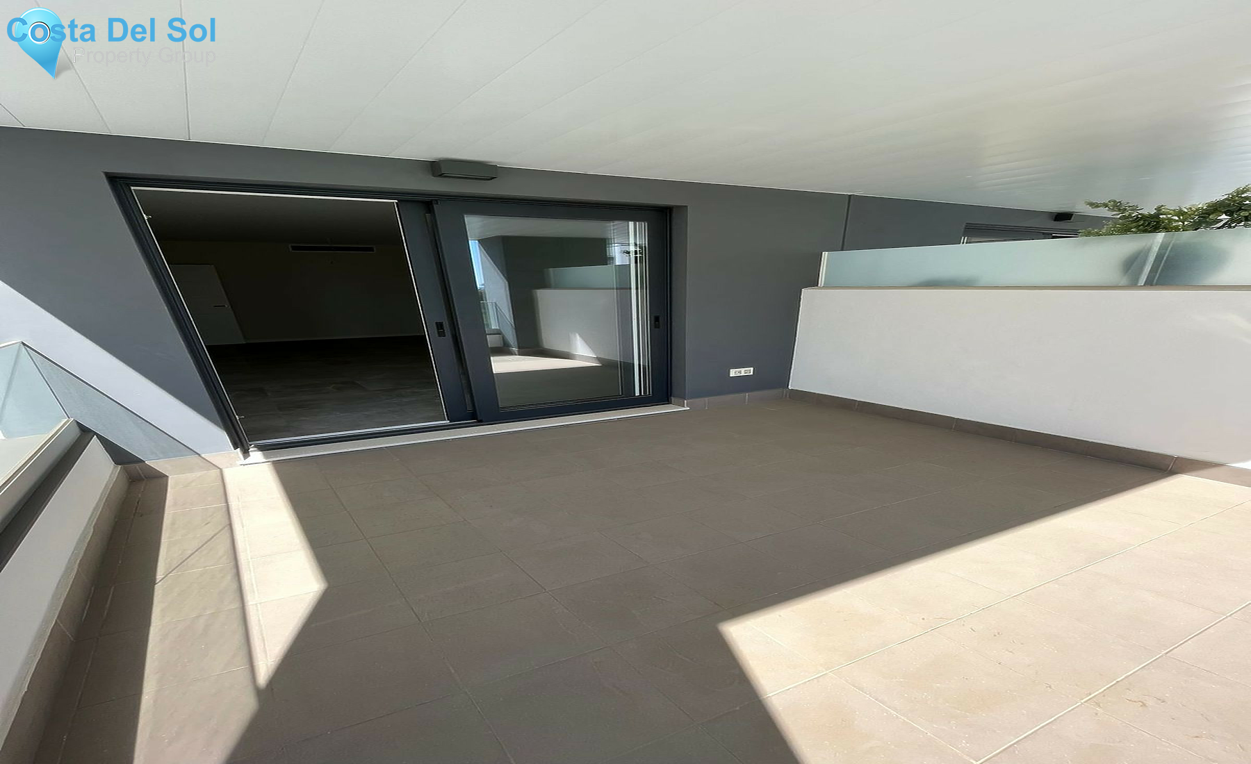 Middle Floor Apartment in Marbella-1437879