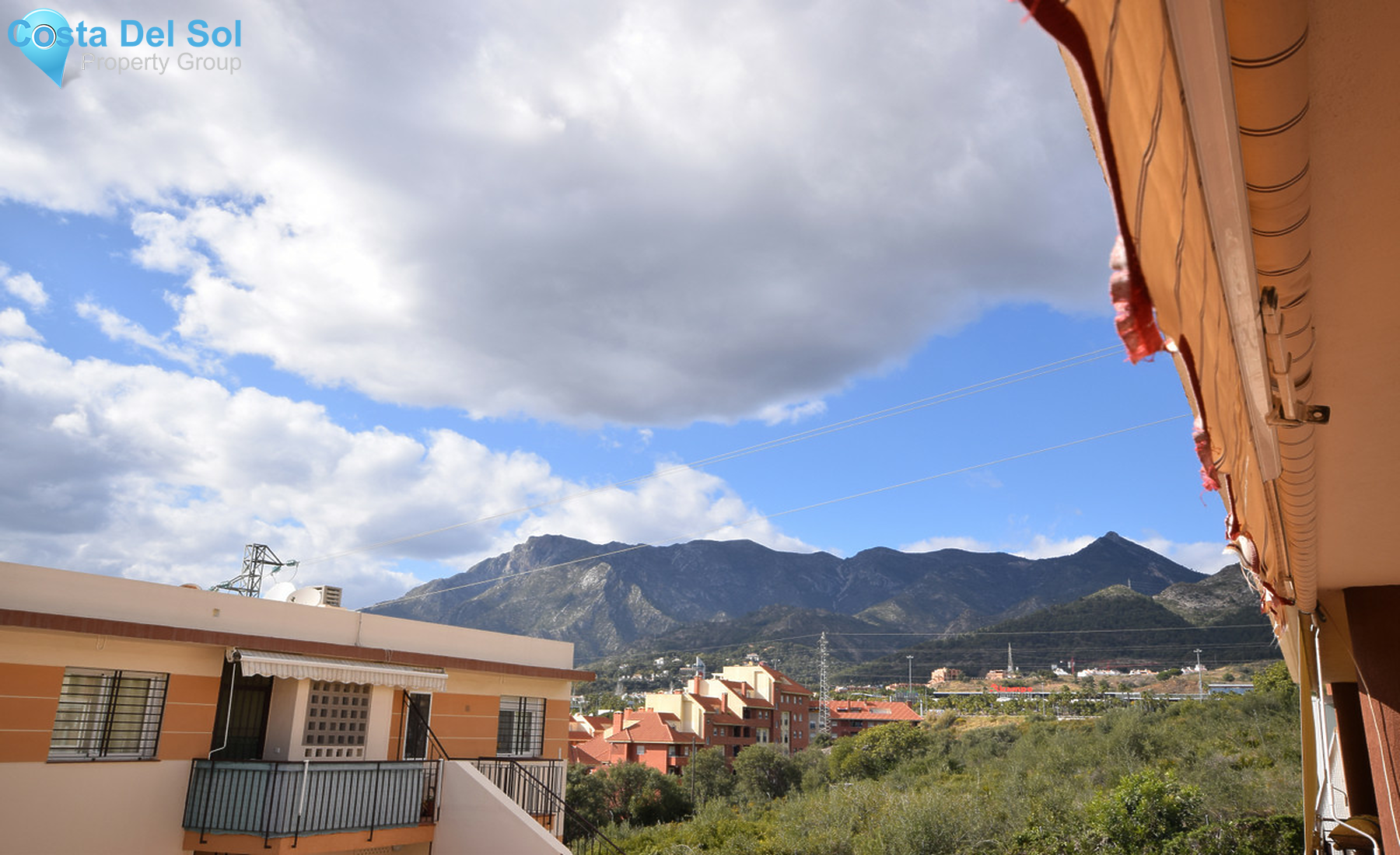 Middle Floor Apartment in Marbella-1450995