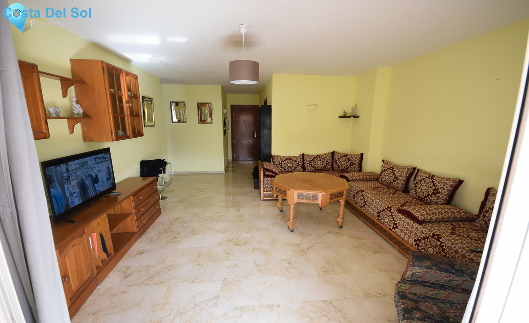 Middle Floor Apartment in Marbella-1450997