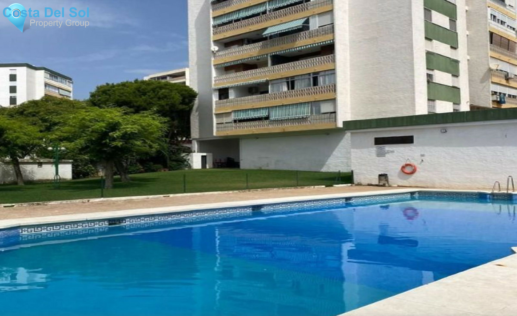 Middle Floor Apartment in Marbella-1475899
