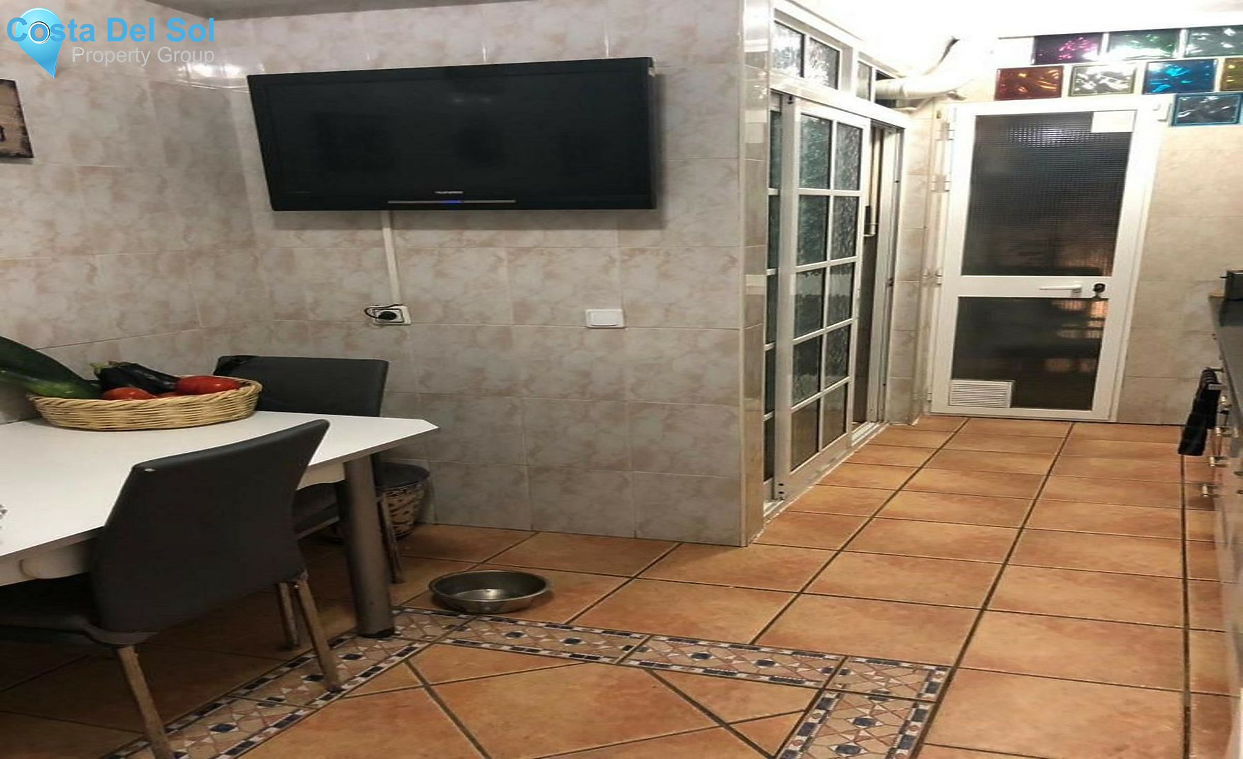 Middle Floor Apartment in Marbella-1475910