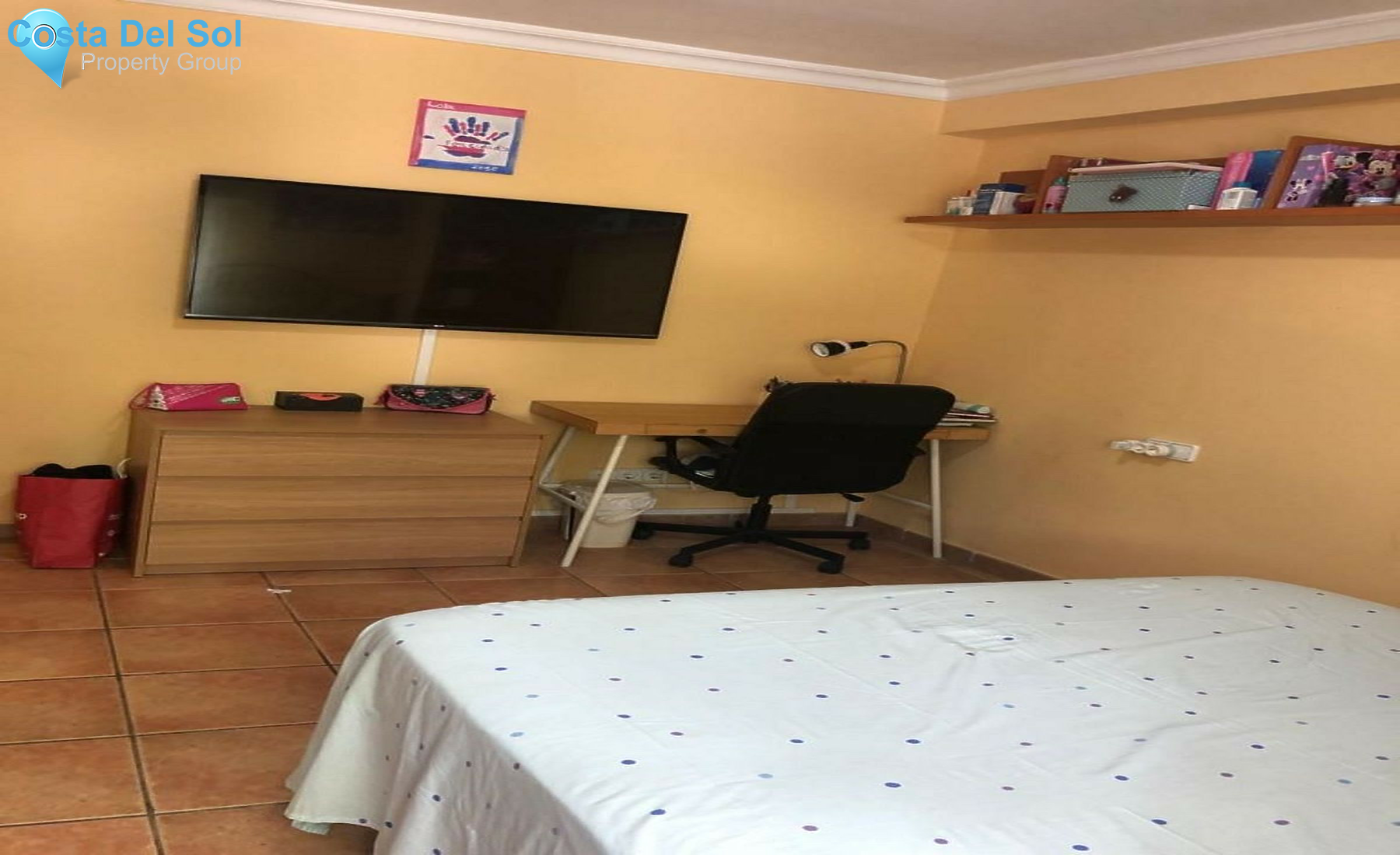 Middle Floor Apartment in Marbella-1475903