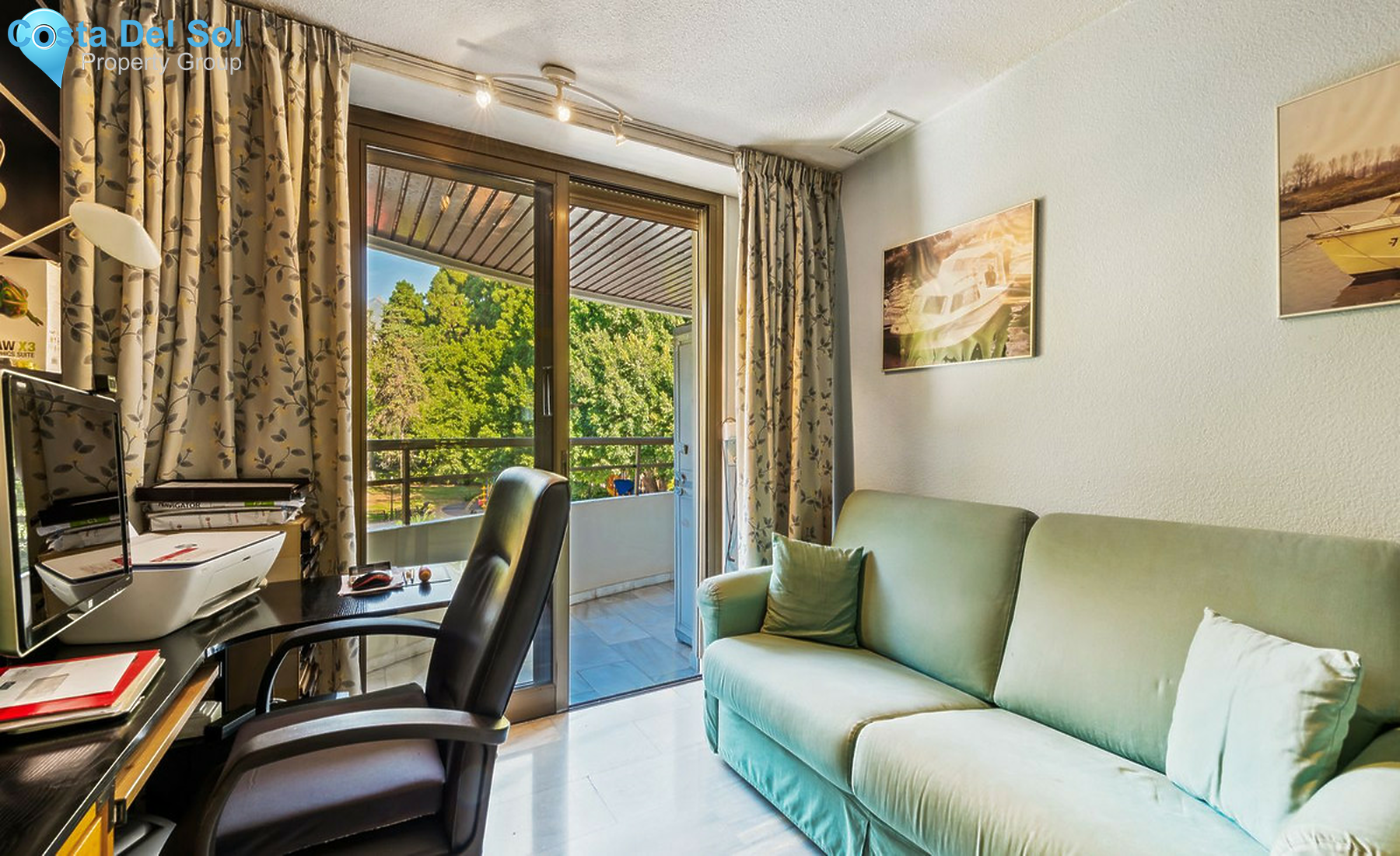 Middle Floor Apartment in Marbella-1499710