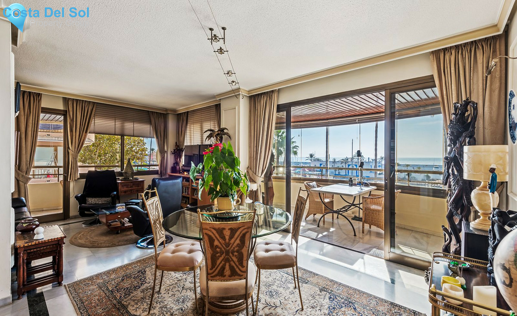 Middle Floor Apartment in Marbella-1499697