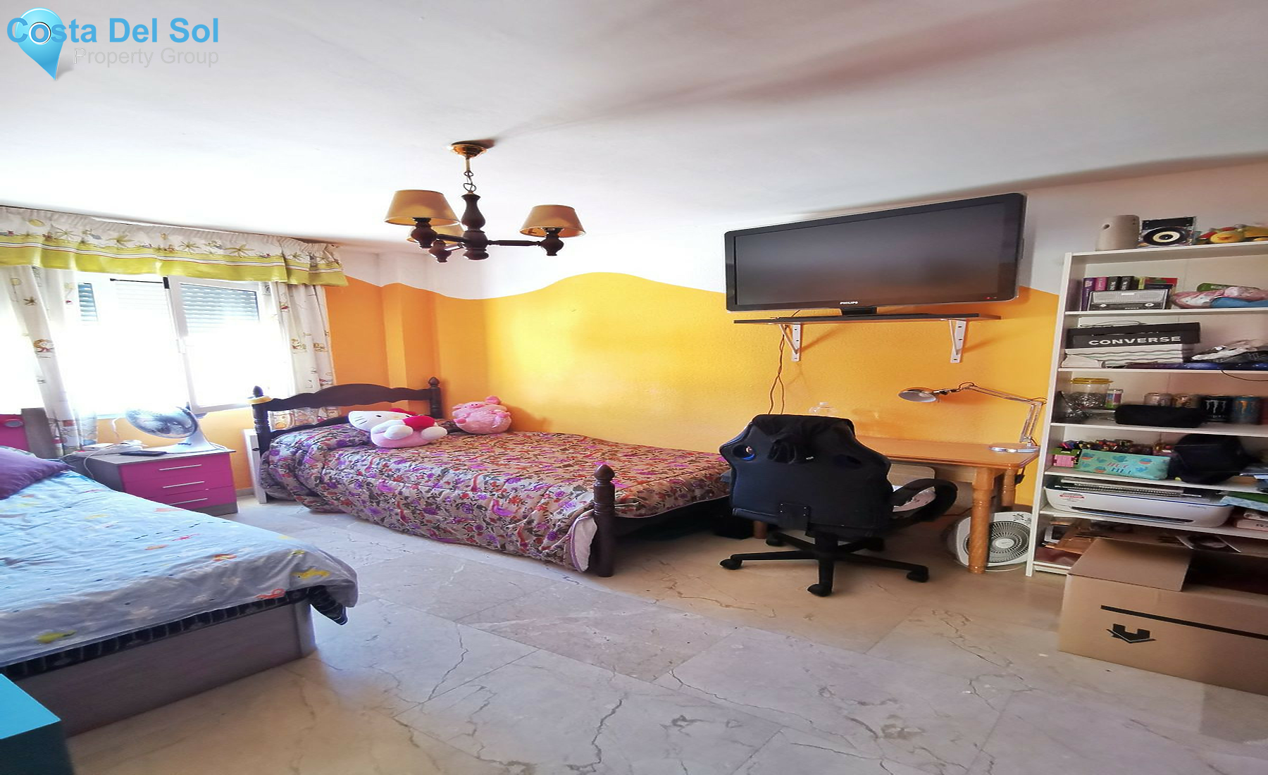 Middle Floor Apartment in Marbella-1527446