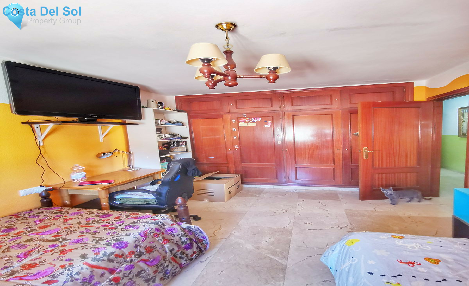 Middle Floor Apartment in Marbella-1527447
