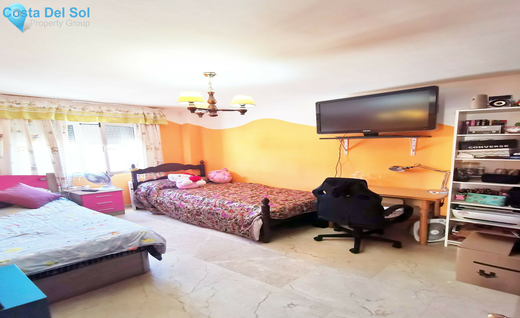 Middle Floor Apartment in Marbella-1527448