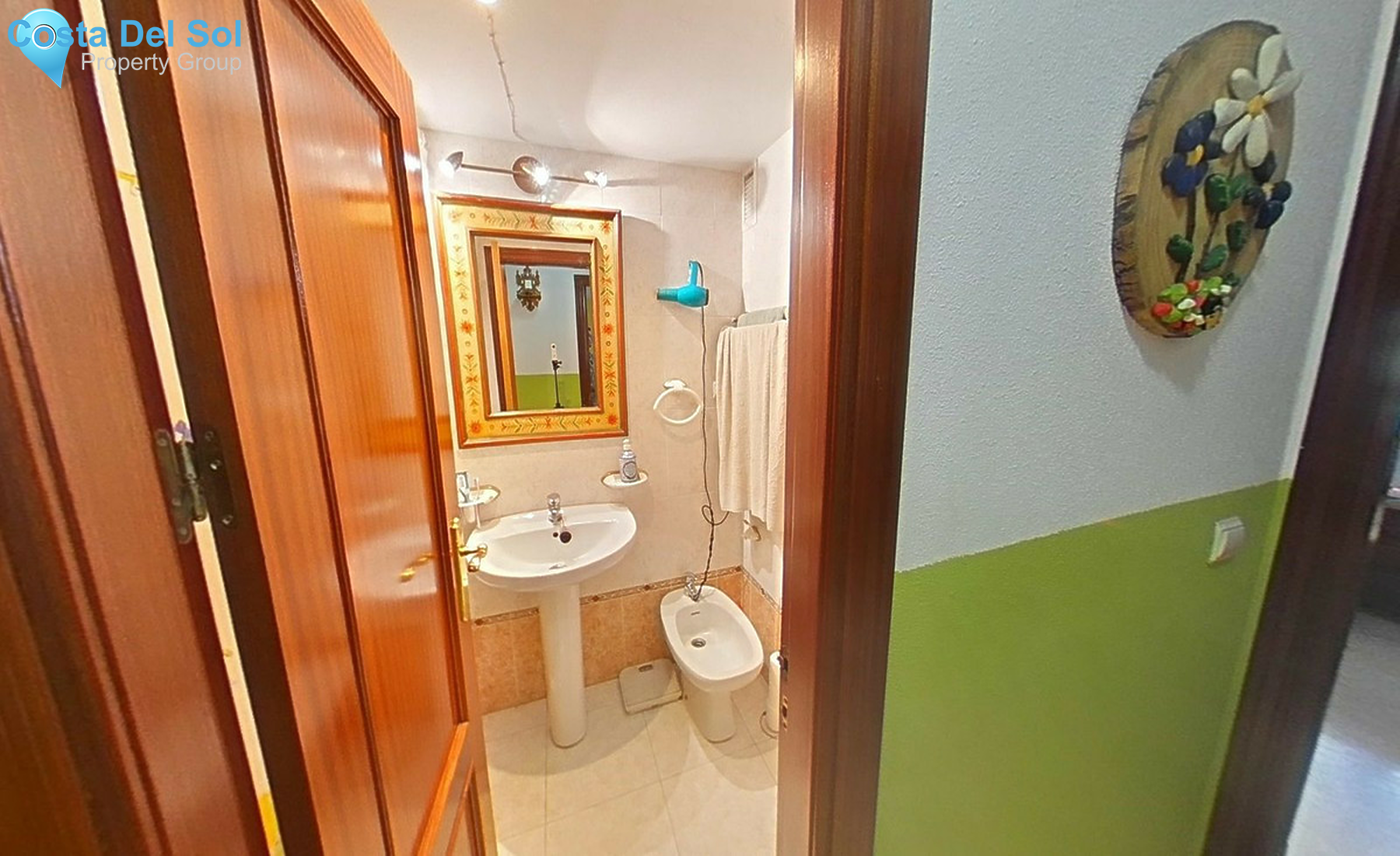 Middle Floor Apartment in Marbella-1527453