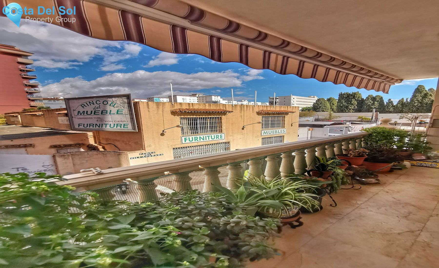 Middle Floor Apartment in Marbella-1527436