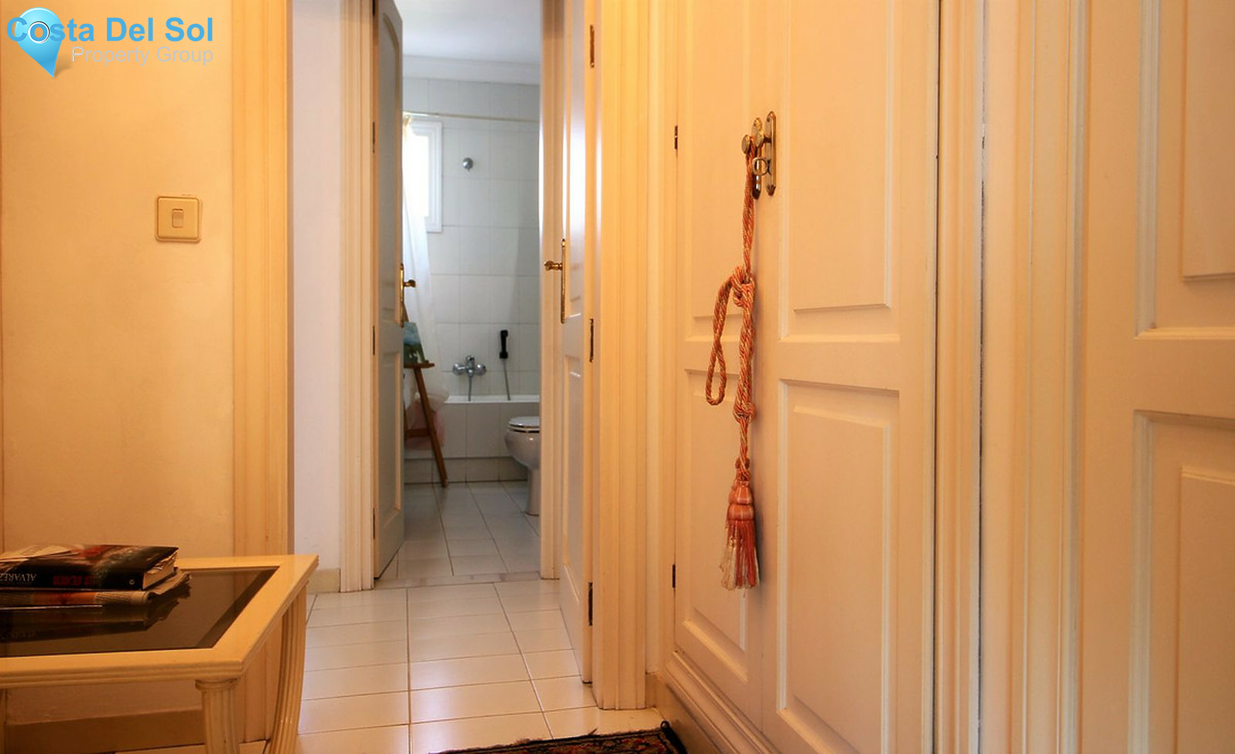 Middle Floor Apartment in Marbella