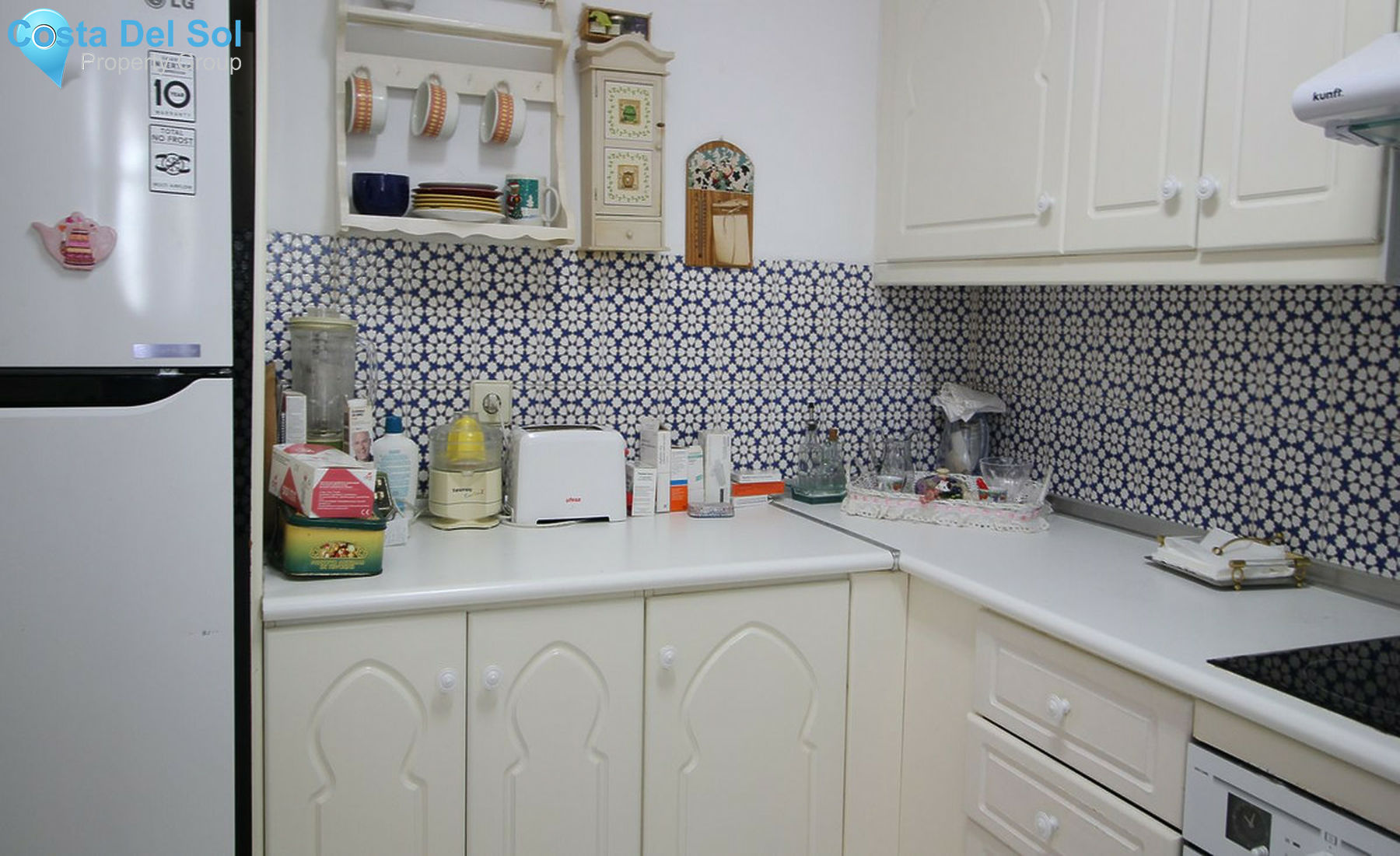 Middle Floor Apartment in Marbella-1542089