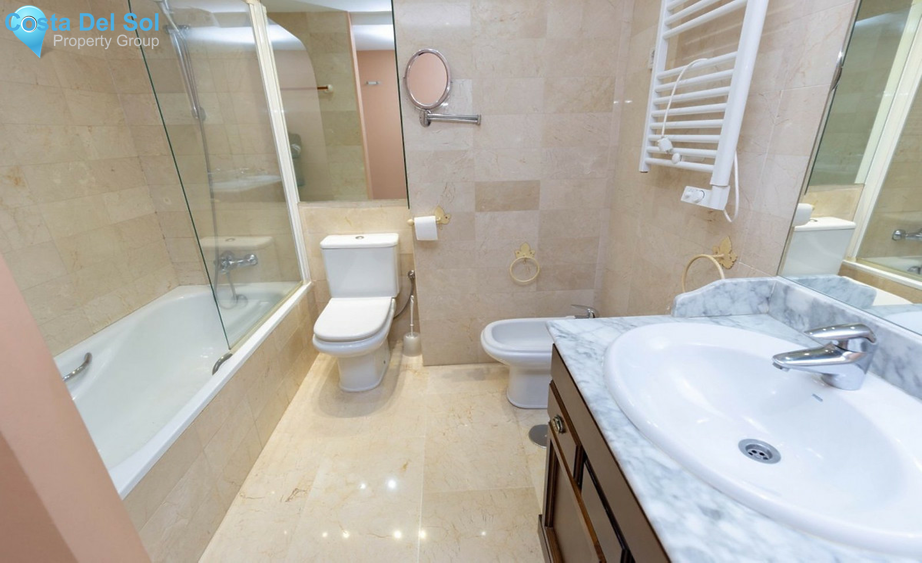 Middle Floor Apartment in Marbella-1556150