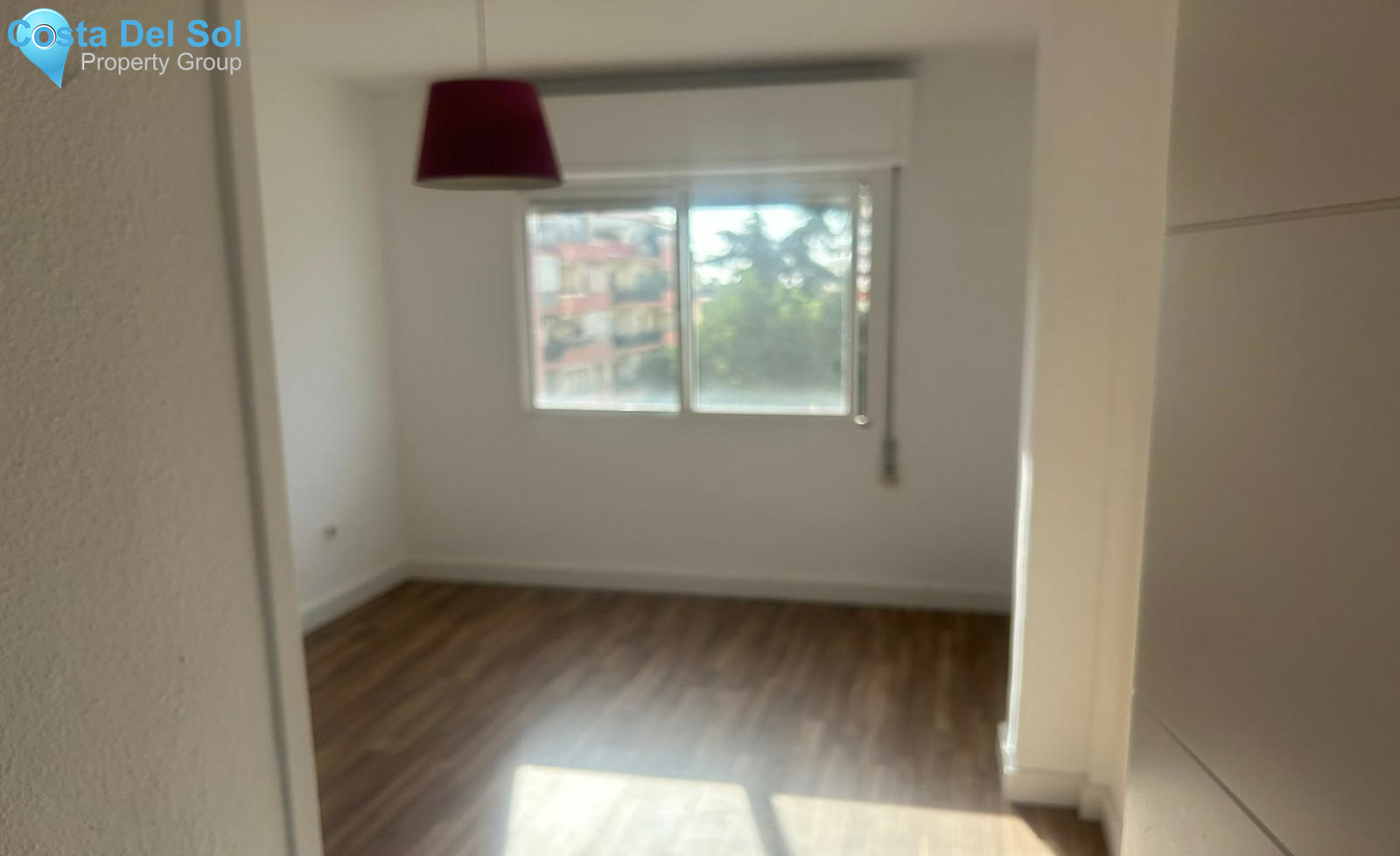 Middle Floor Apartment in Marbella-1558558