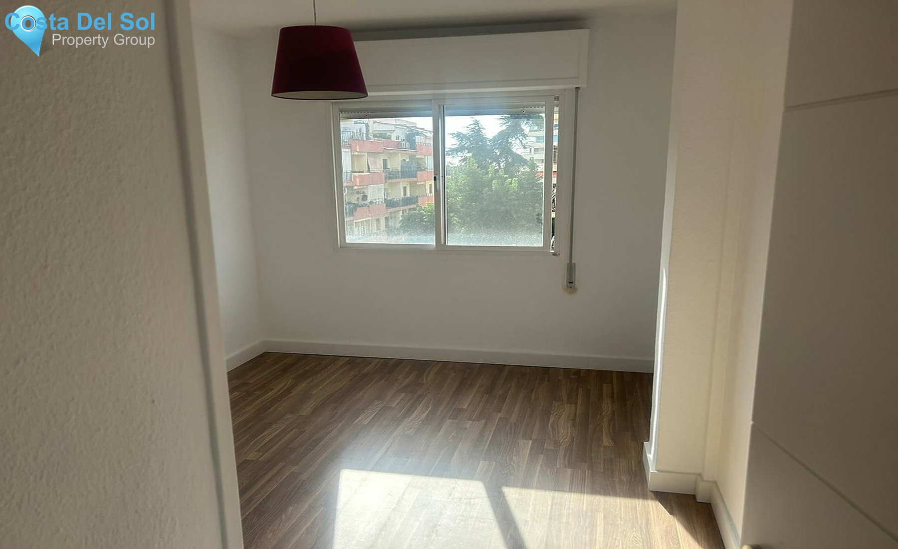 Middle Floor Apartment in Marbella-1558560