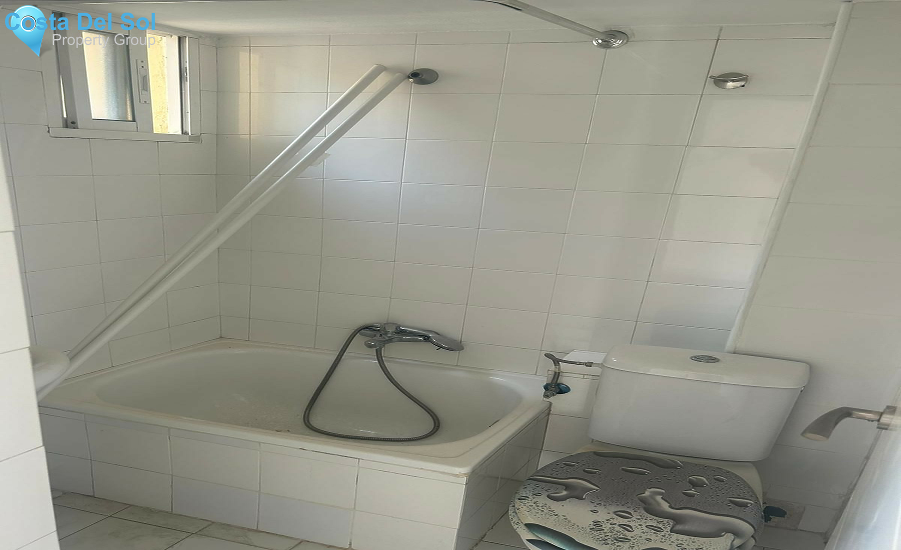 Middle Floor Apartment in Marbella-1558564