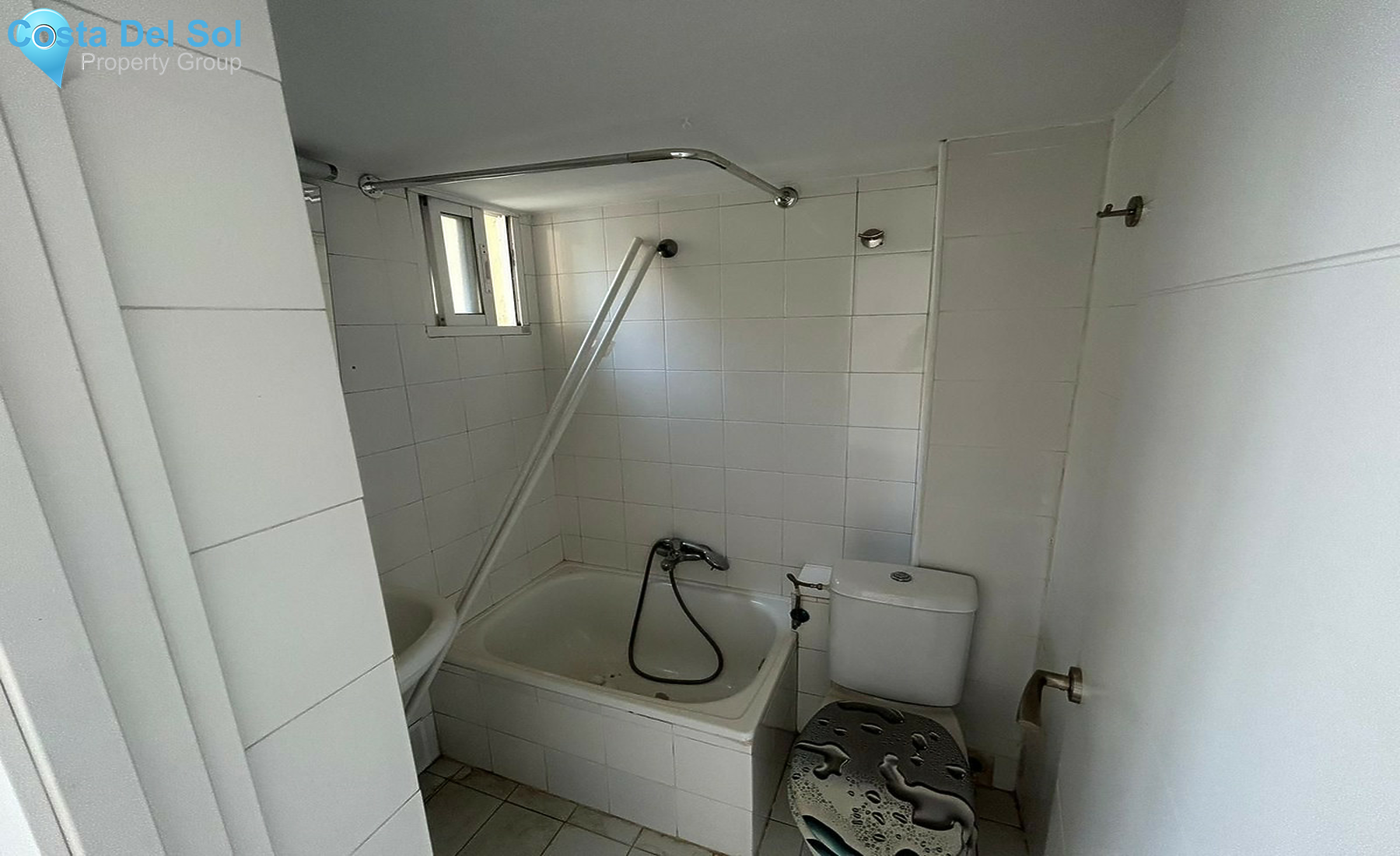 Middle Floor Apartment in Marbella-1558547