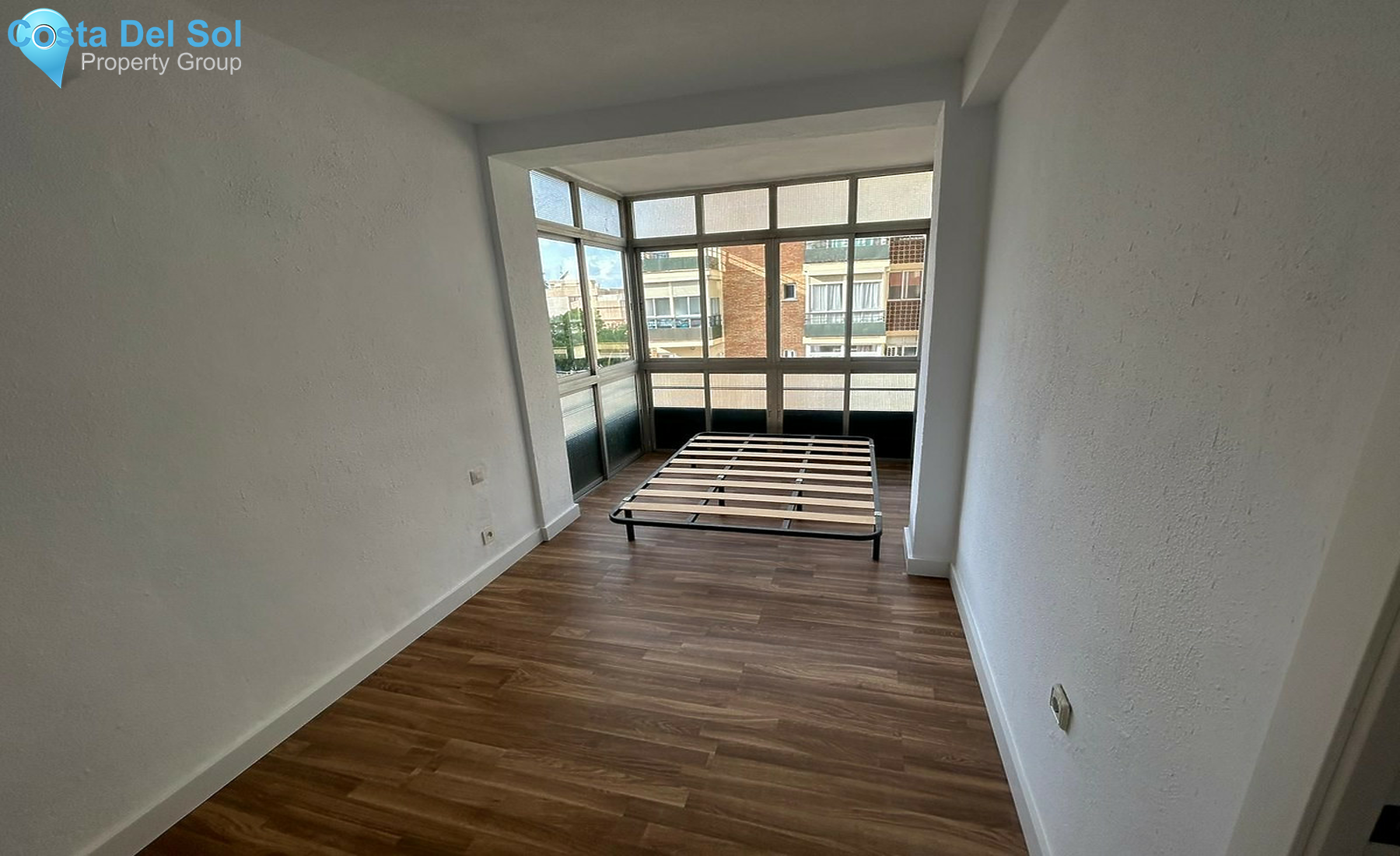 Middle Floor Apartment in Marbella-1558565