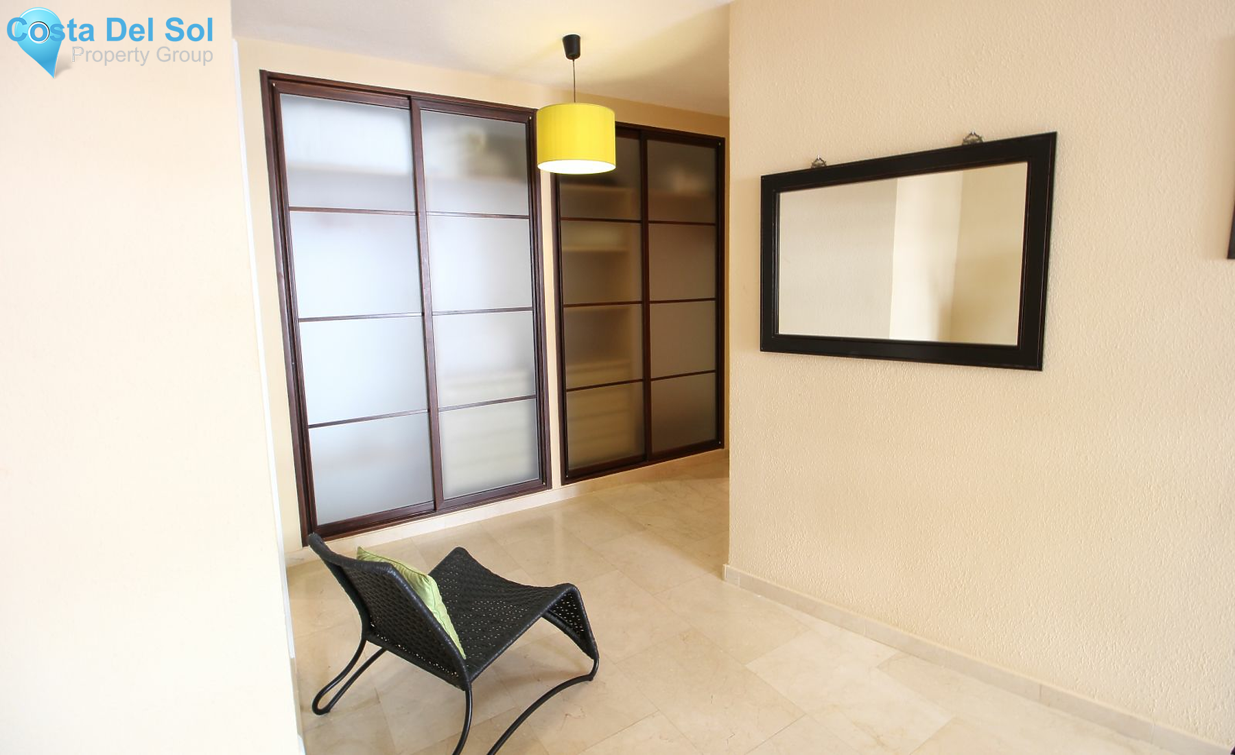 Middle Floor Apartment in Marbella-1128085