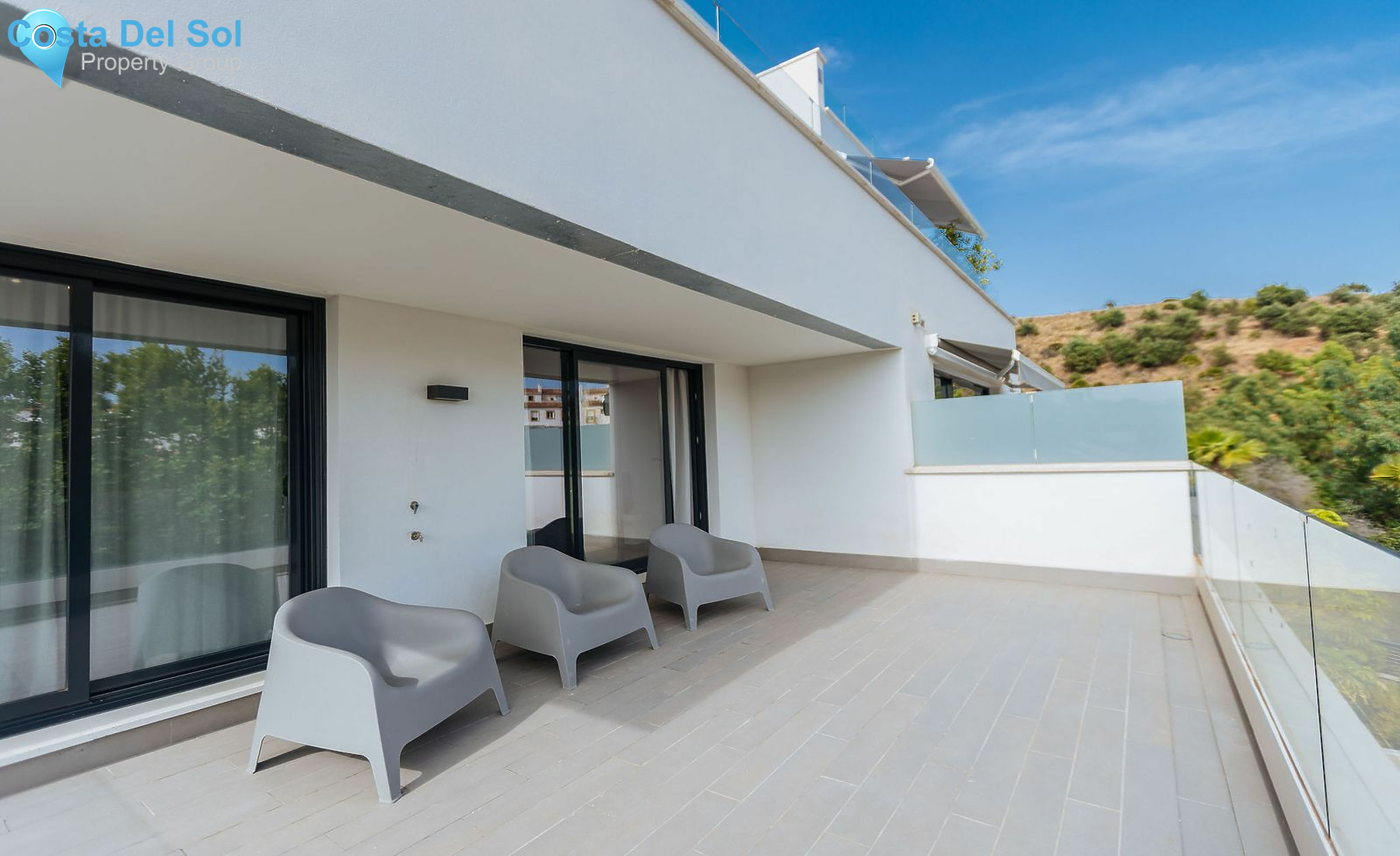 Middle Floor Apartment in Marbella-1130738