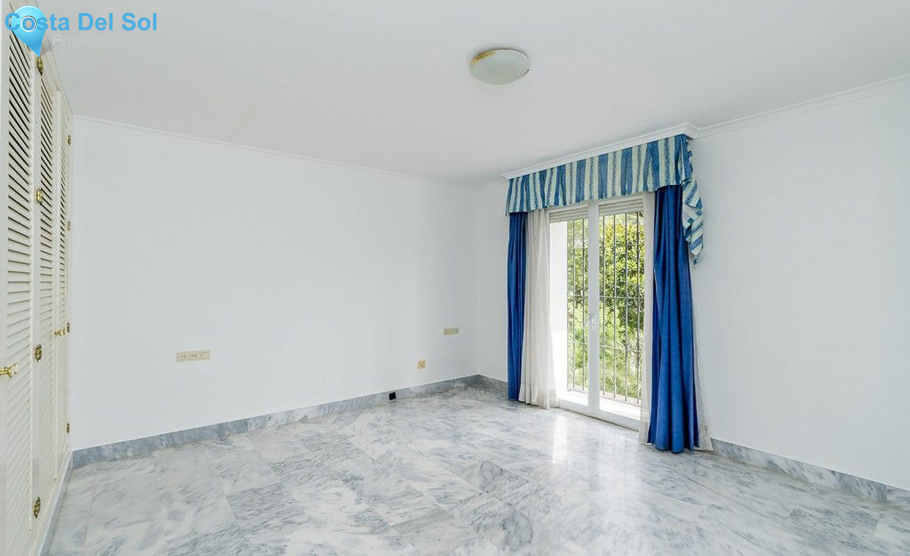 Middle Floor Apartment in Marbella-1138983