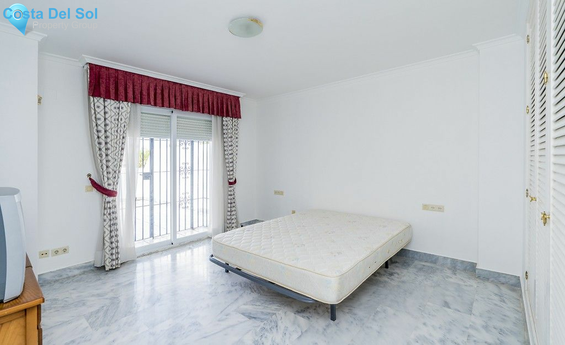 Middle Floor Apartment in Marbella-1138980