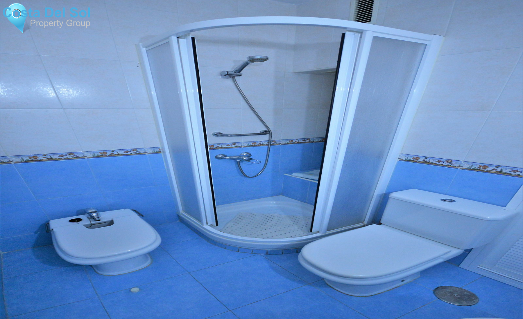 Middle Floor Apartment in Marbella-1140559